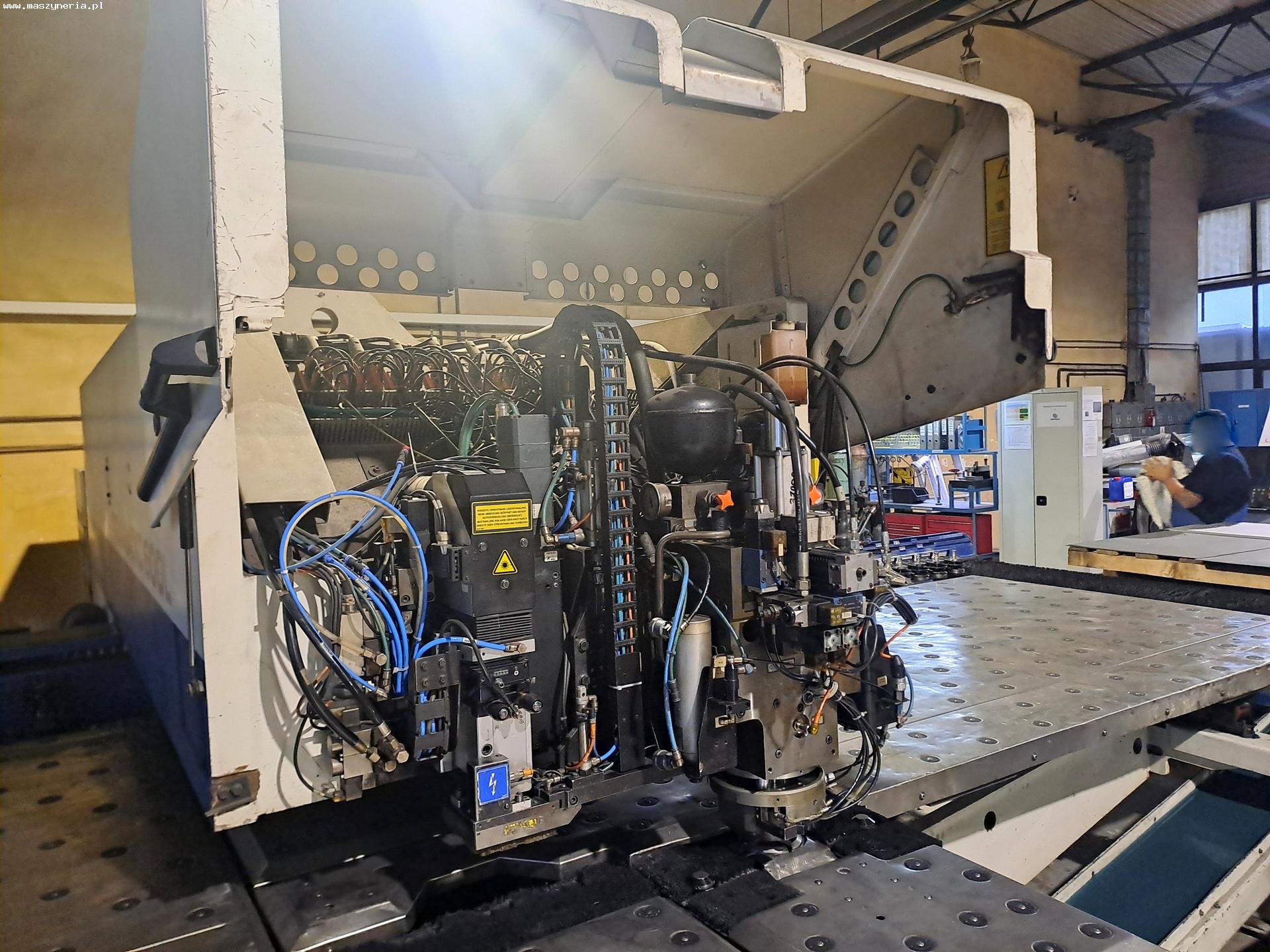 Punzonatrice laser TRUMPF TruMatic 600L in vendita - foto 6