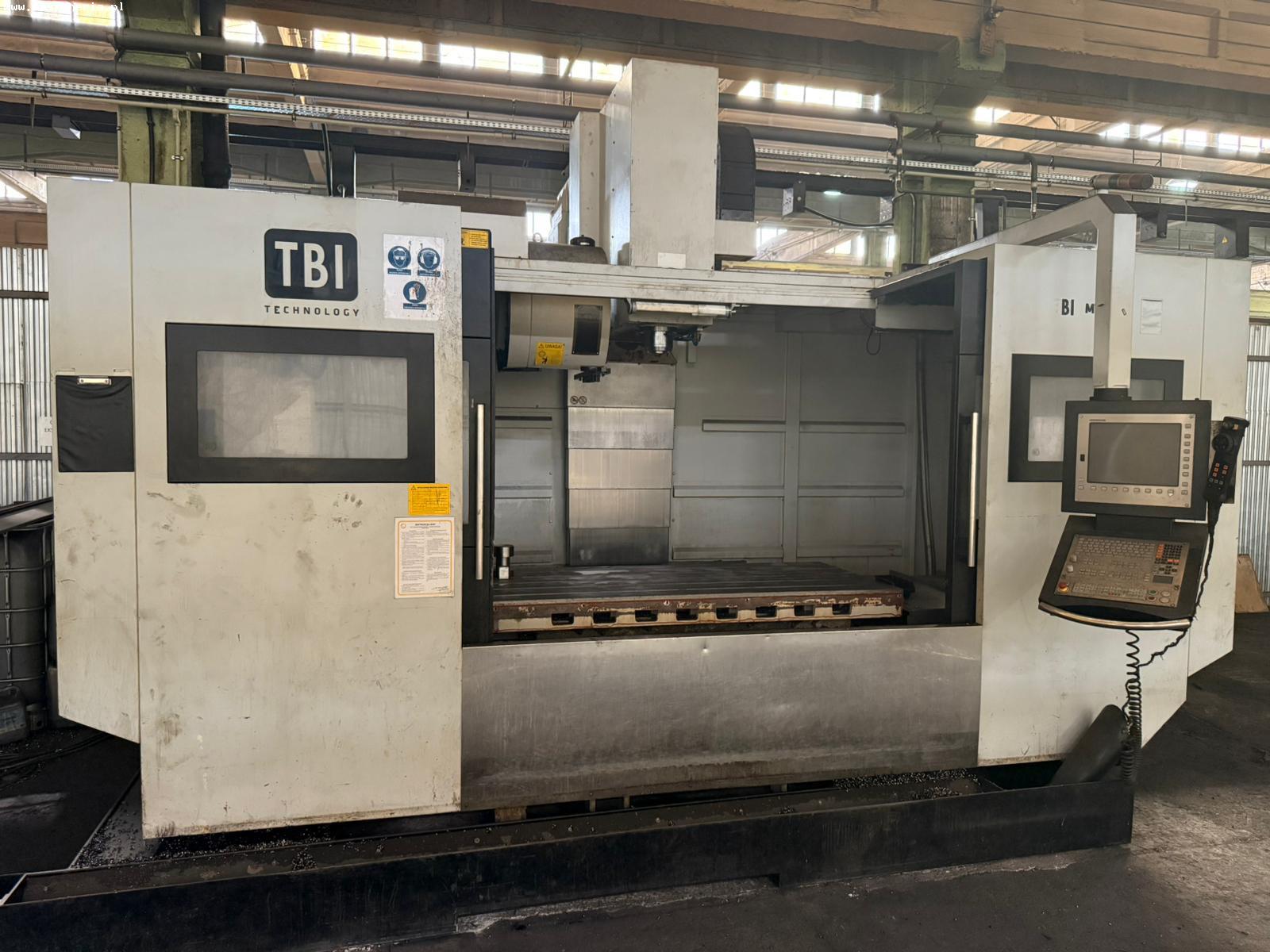  Centro di lavoro verticale CNC TBI MVC 1890 in vendita - foto 2