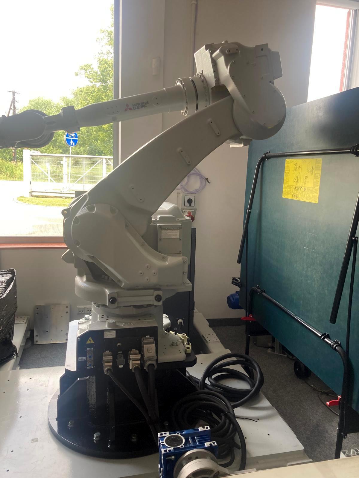 Robot MITSUBISHI RV-70FM-D1-S15 in vendita - foto 3
