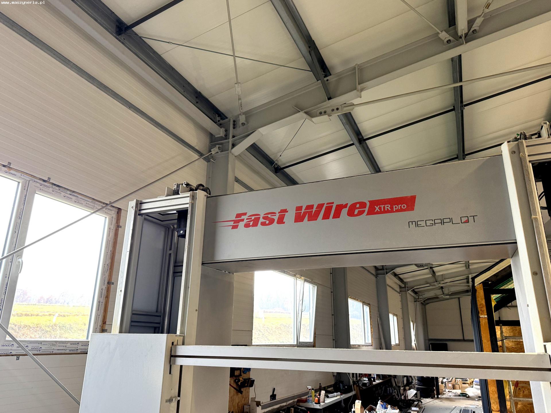 Macchina per il taglio della schiuma CNC MEGAPLOT in vendita - foto 6
