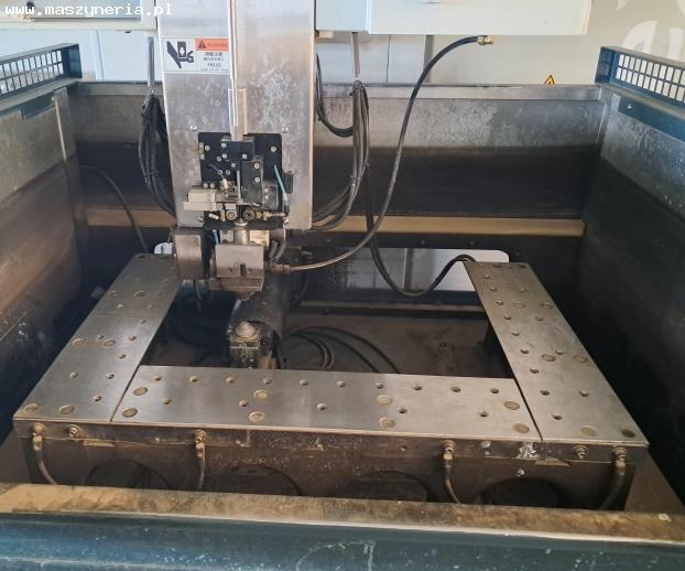  Macchina per elettroerosione a filo ACCUTEX AU-500iA in vendita - foto 2