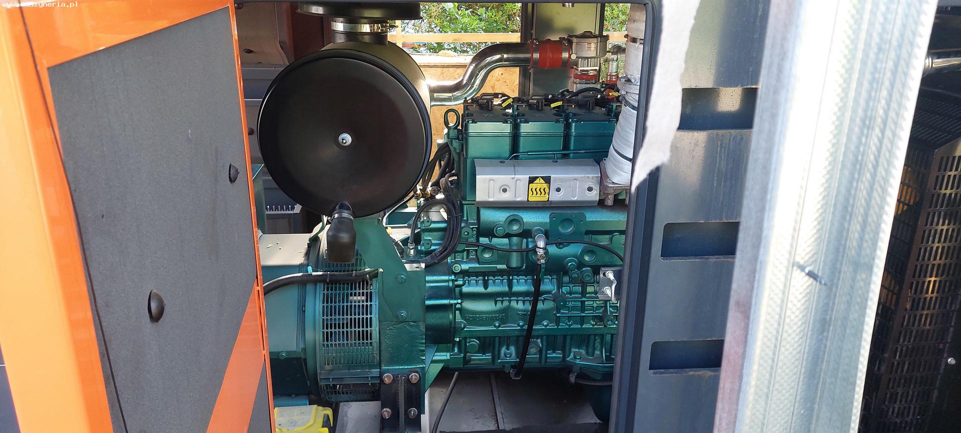 Gruppo elettrogeno a gas 100 kW XSA100GFQ in vendita - foto 5