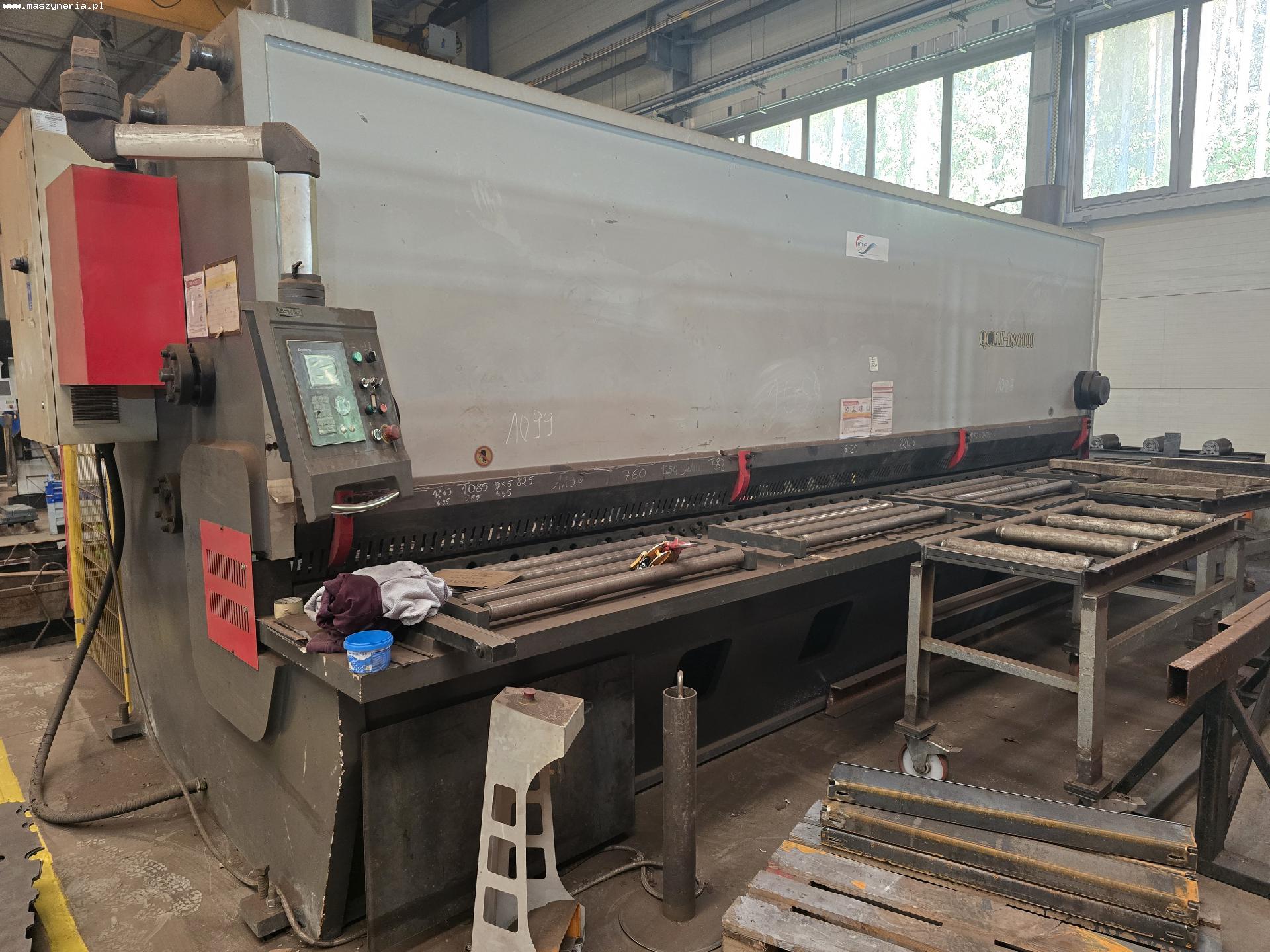  Cesoie a ghigliottina idrauliche QC11K 18x6000 in vendita - foto 1