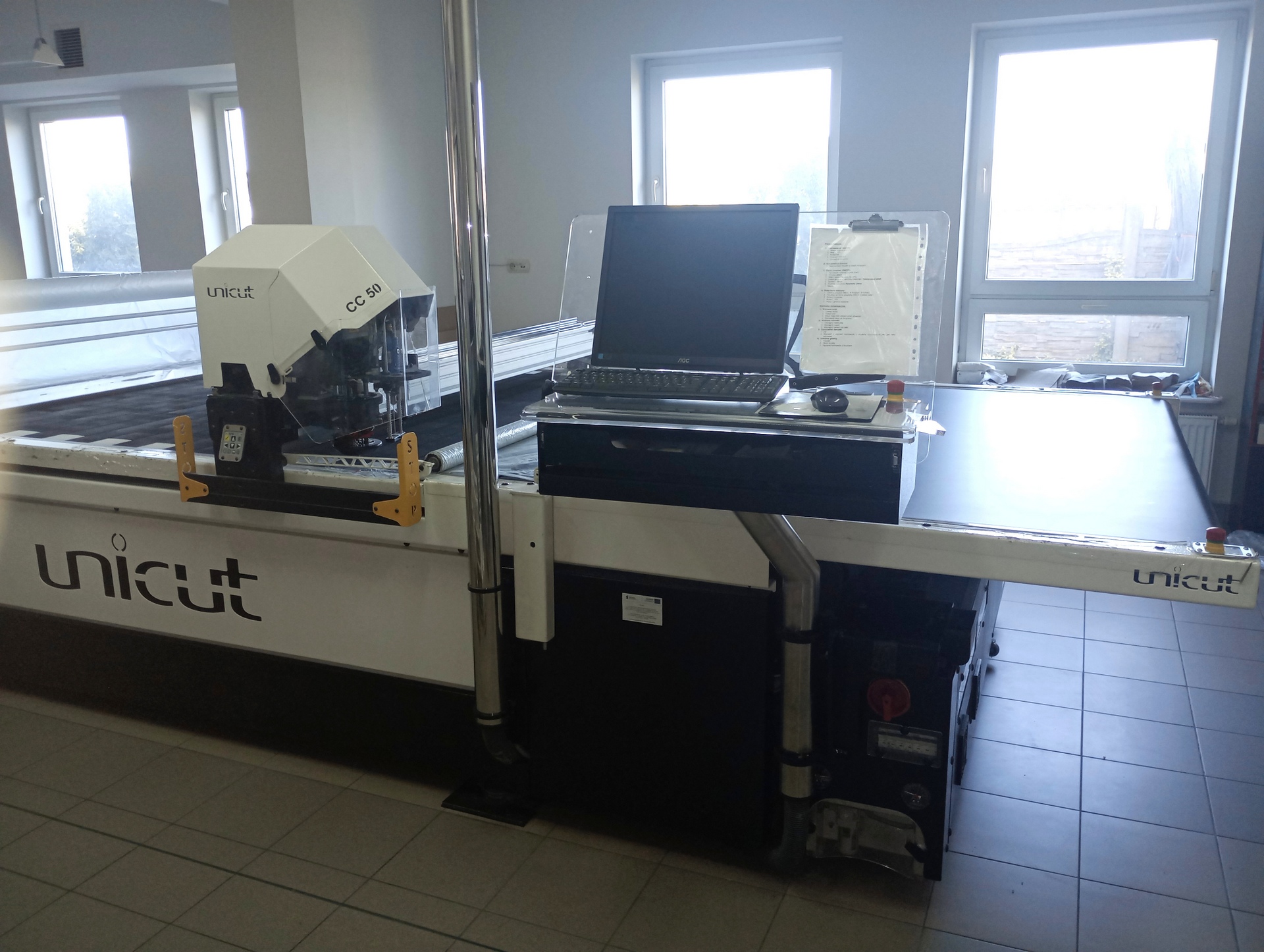 Macchina per il taglio automatico dei tessuti ALLCOMP in vendita - foto 1