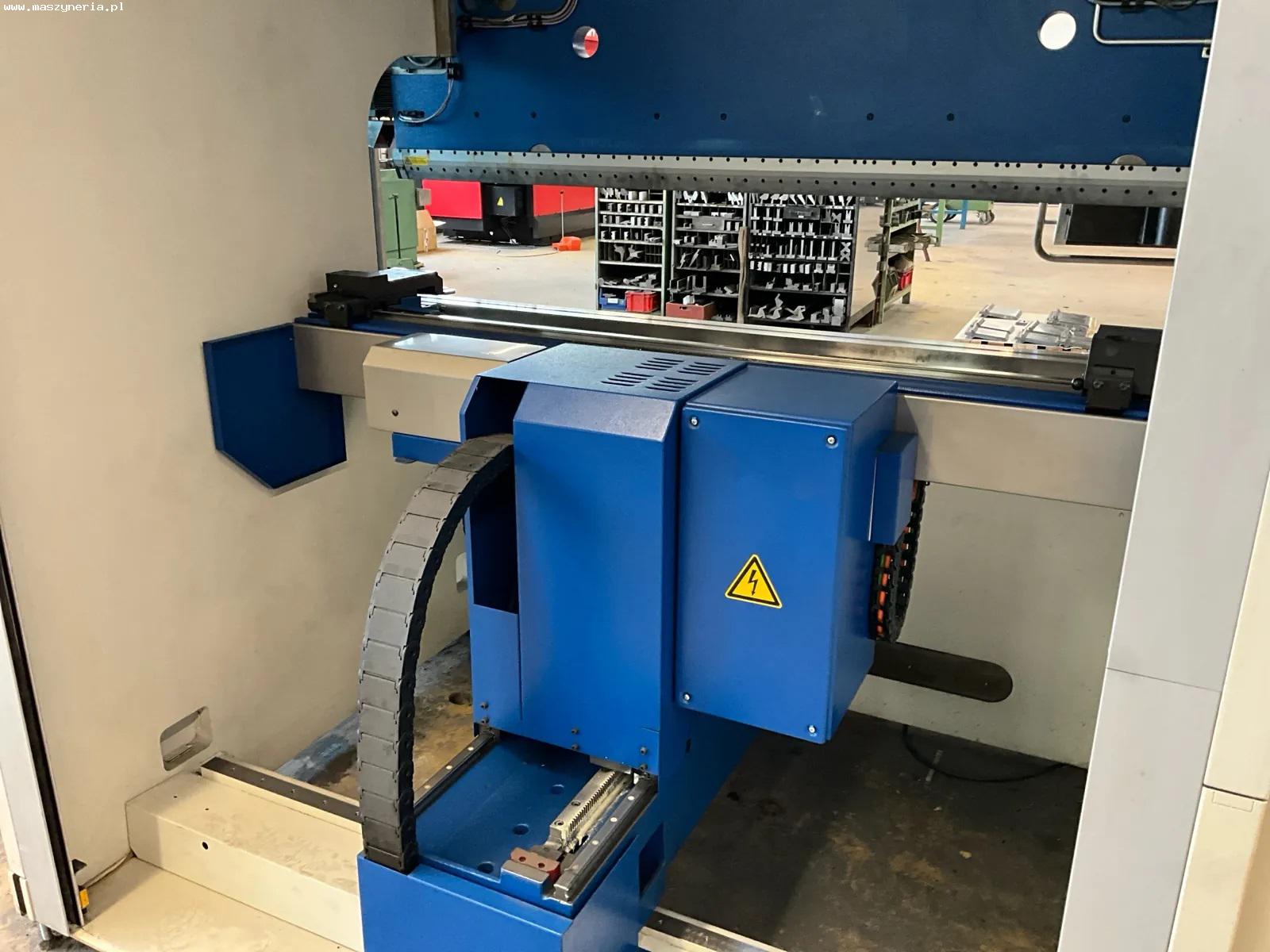 Pressa piegatrice idraulica CNC TRUMPF TruBend 5085 in vendita - foto 5