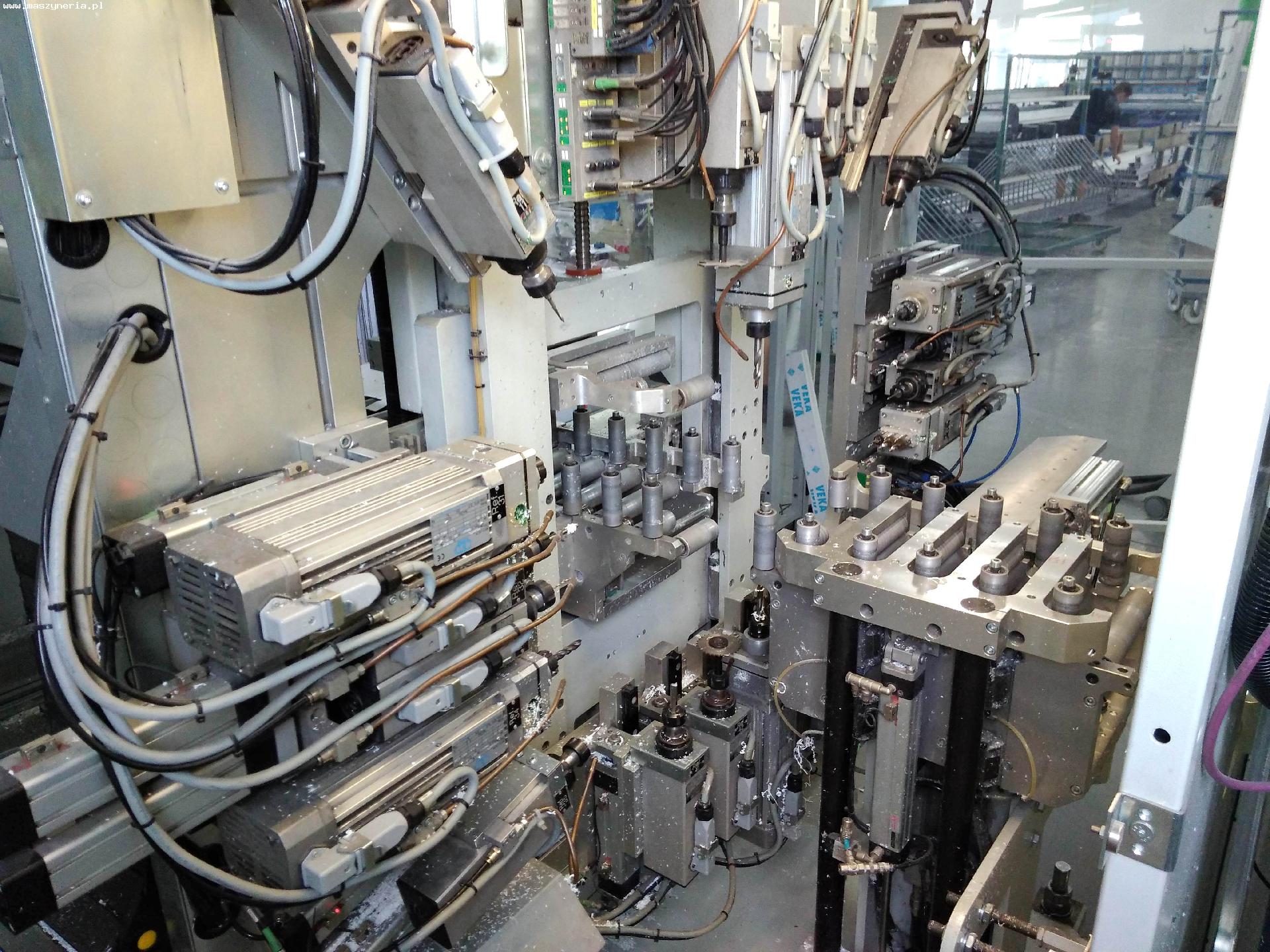  Centro di lavoro per profili FOM INDUSTRIE in vendita - foto 4