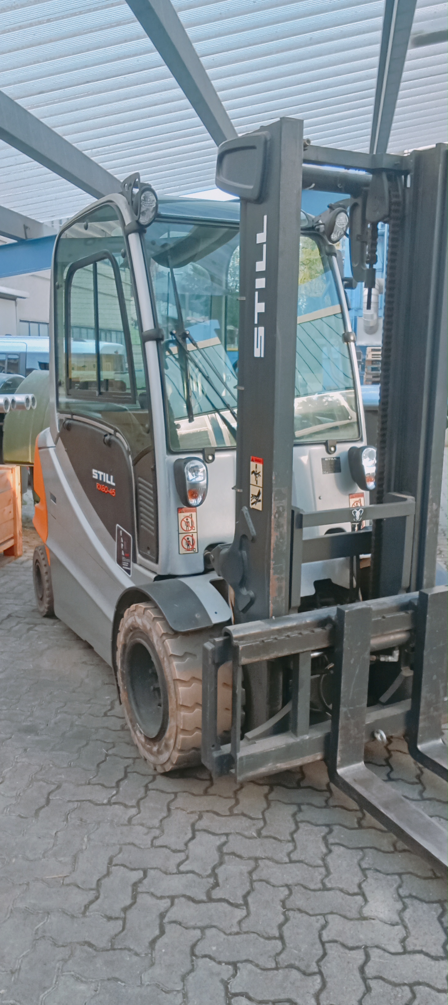 Carrelli elevatori in vendita