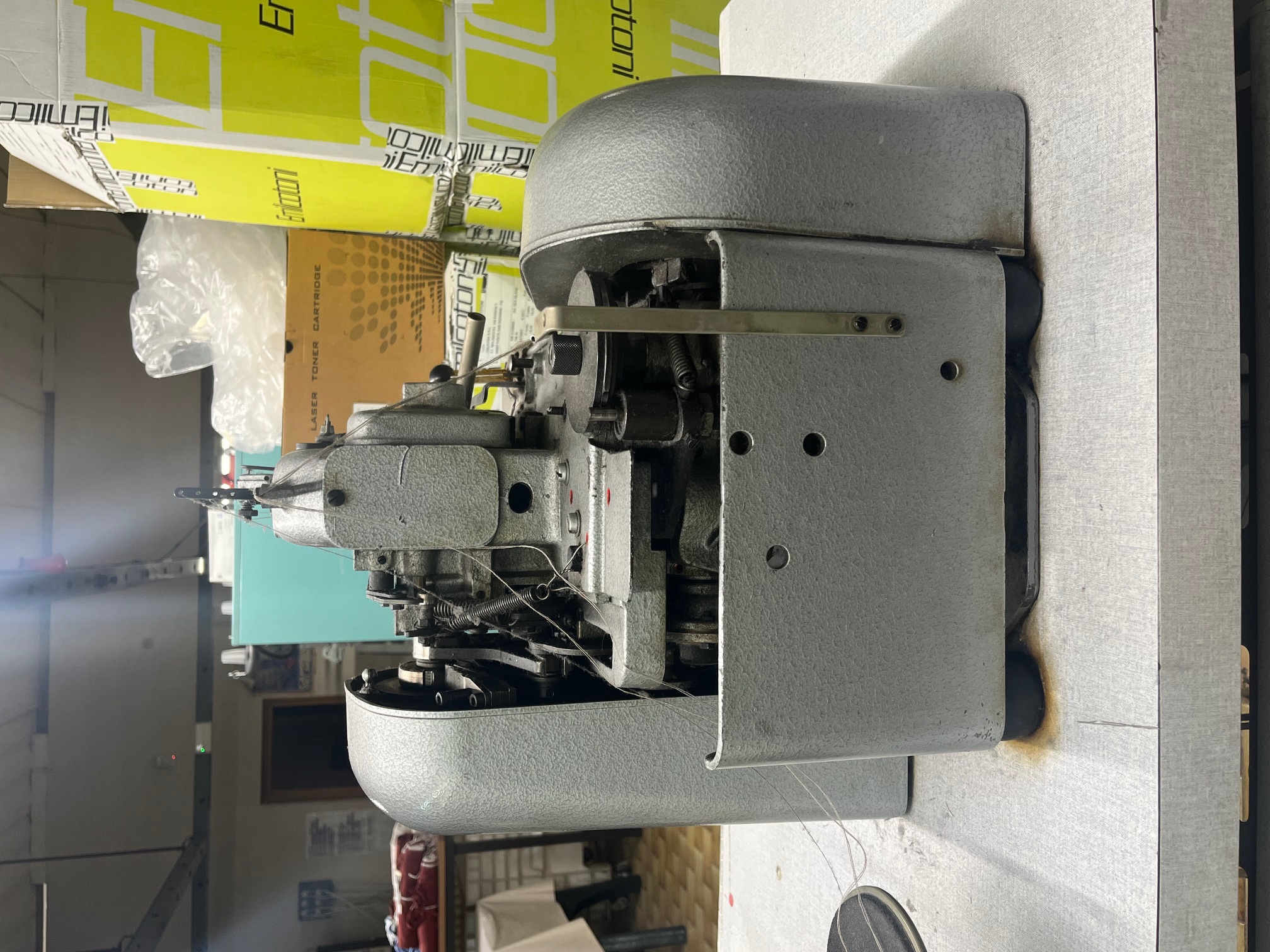 ASOLATRICE DURKOPP + MACCHINA ATTACCA BOTTONI CONSEW in vendita - foto 3