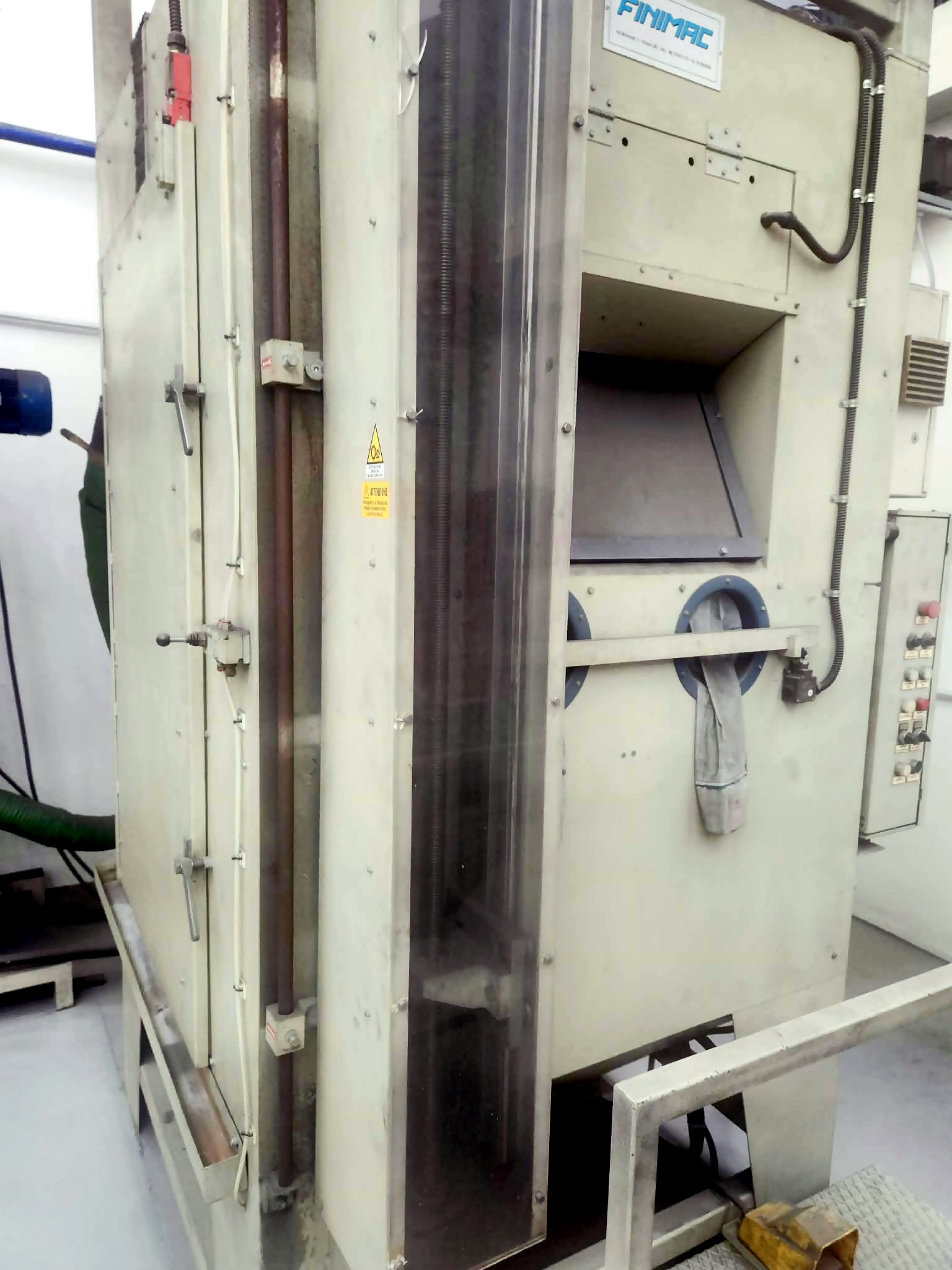 Vendo Sabbiatrice  Industriale  a grappolo FINIMAC  in vendita - foto 2