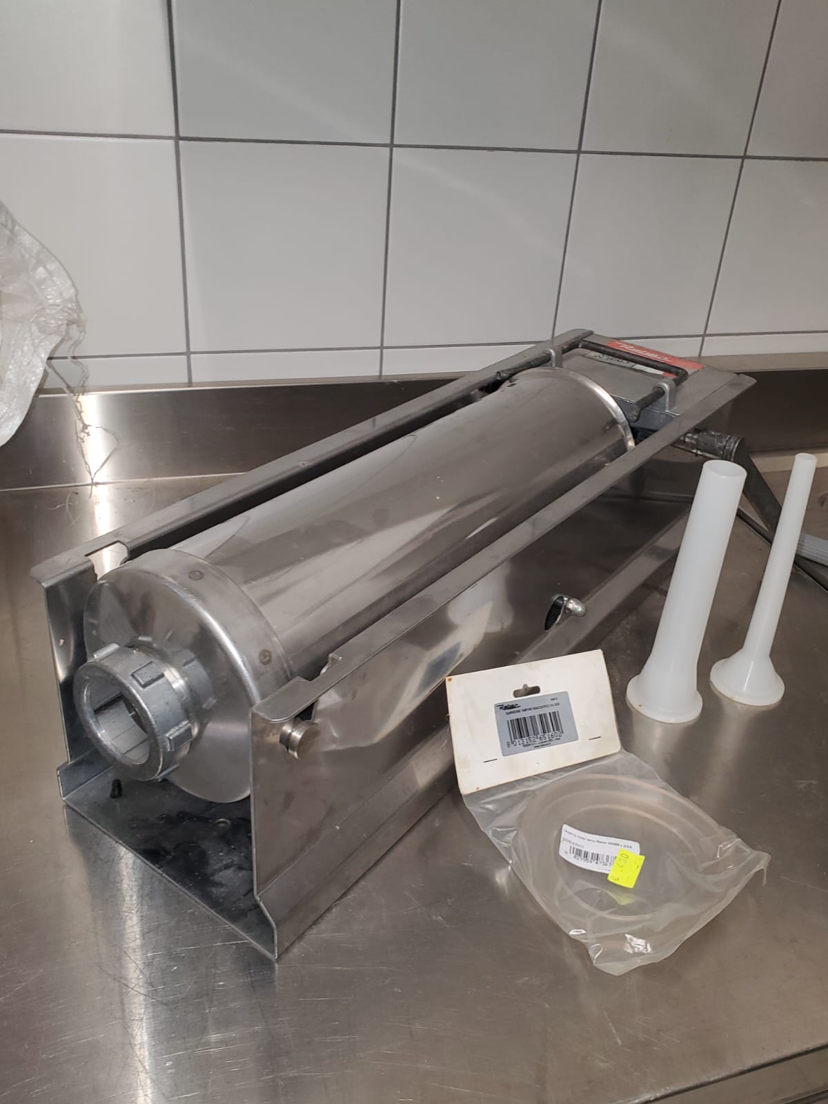 LABORATORIO LAVORAZIONE CARNI E SALUMI in vendita - foto 8