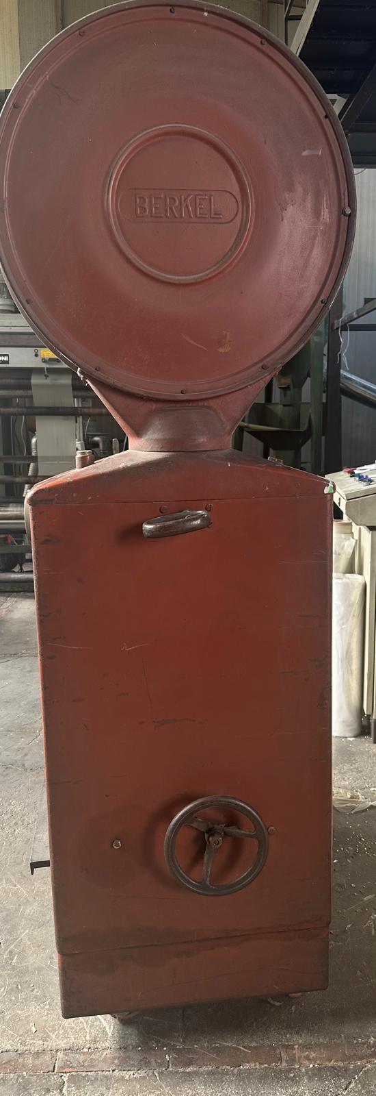 BILANCIA INDUSTRIALE BERKEL VINTAGE DA 200 KG in vendita - foto 6