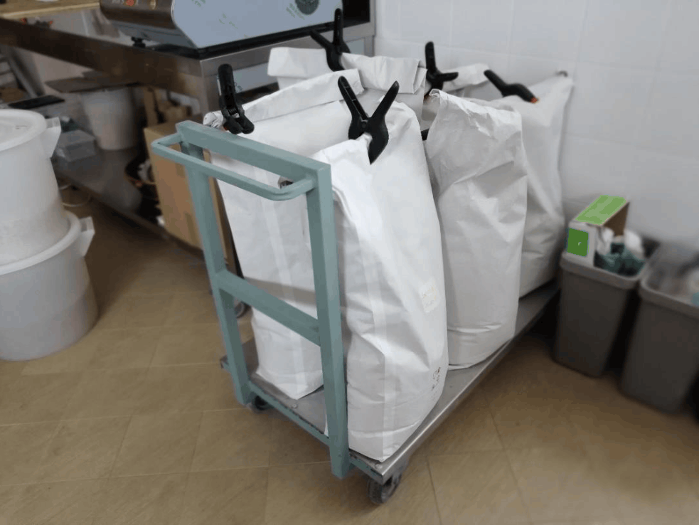 Carrello porta farina  in vendita - foto 4