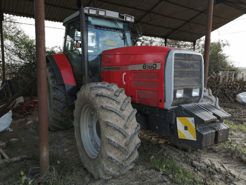 Trattrice gommata Massey Ferguson MF 8160 in vendita - foto 1