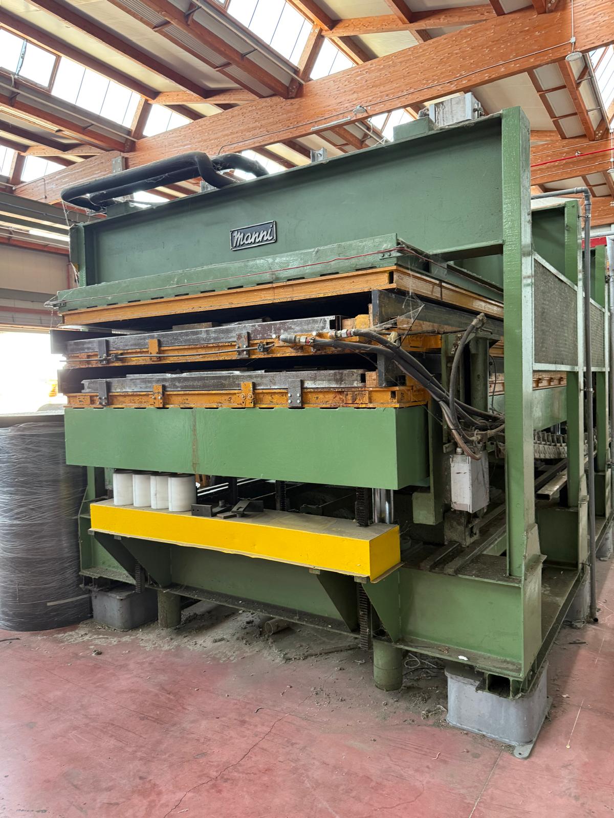 LINEE DI PRODUZIONE PANNELLI COIBENTATI in vendita - foto 15