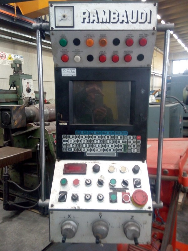 VENDO FRESATRICE A CNC RAMBAUDI MOD. M 3P NC in vendita - foto 6