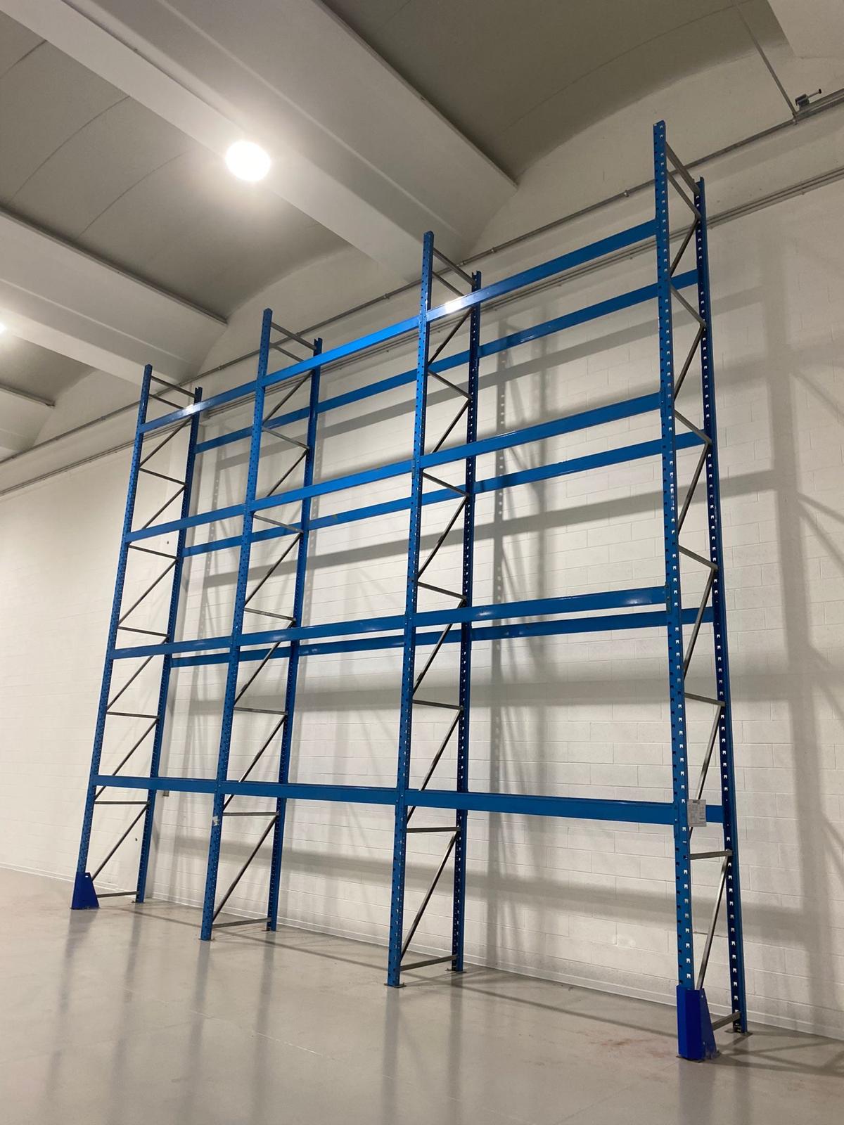 Vendo Scaffalatura  in vendita - foto 1