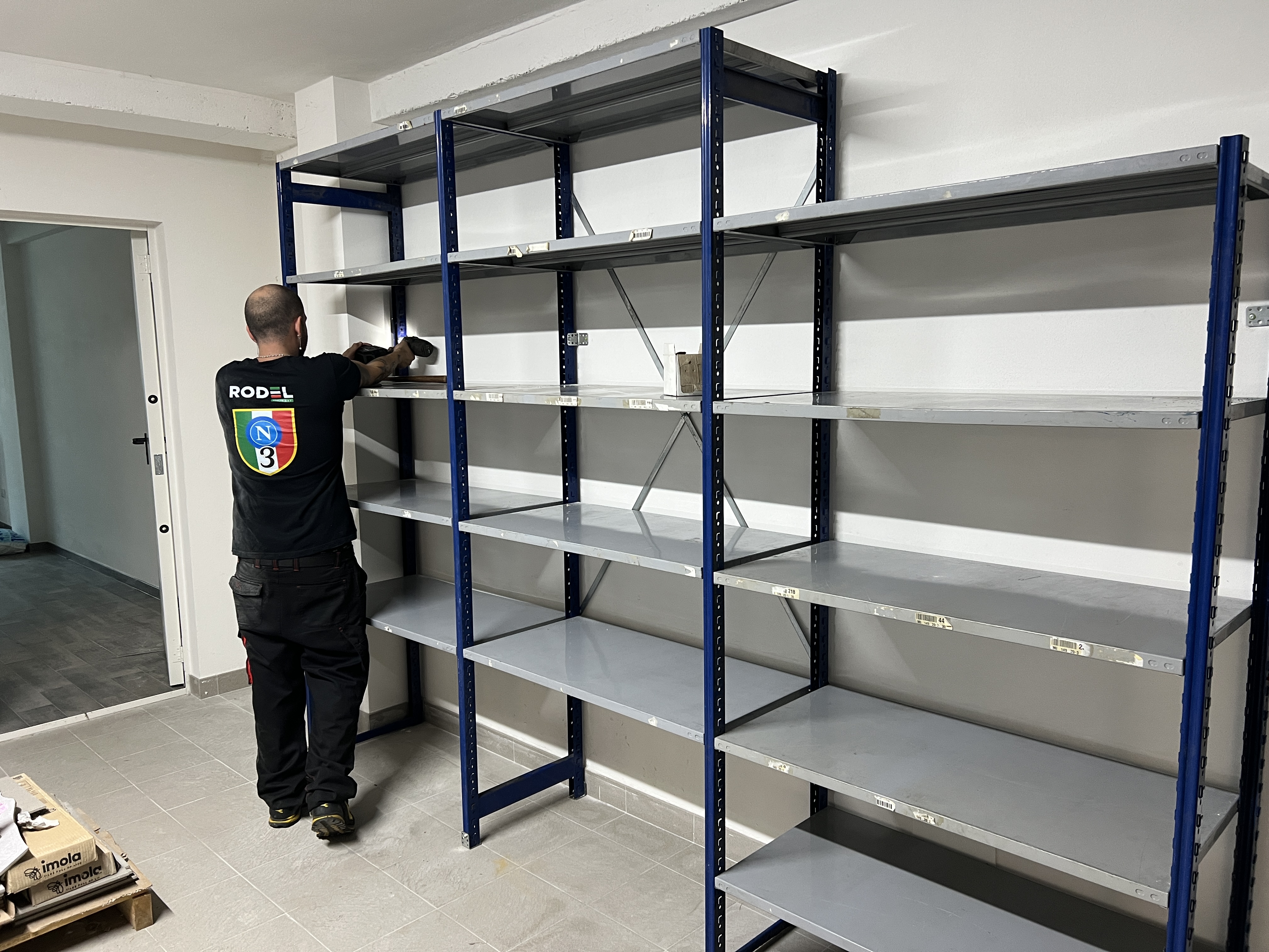 Scaffalature in vendita
