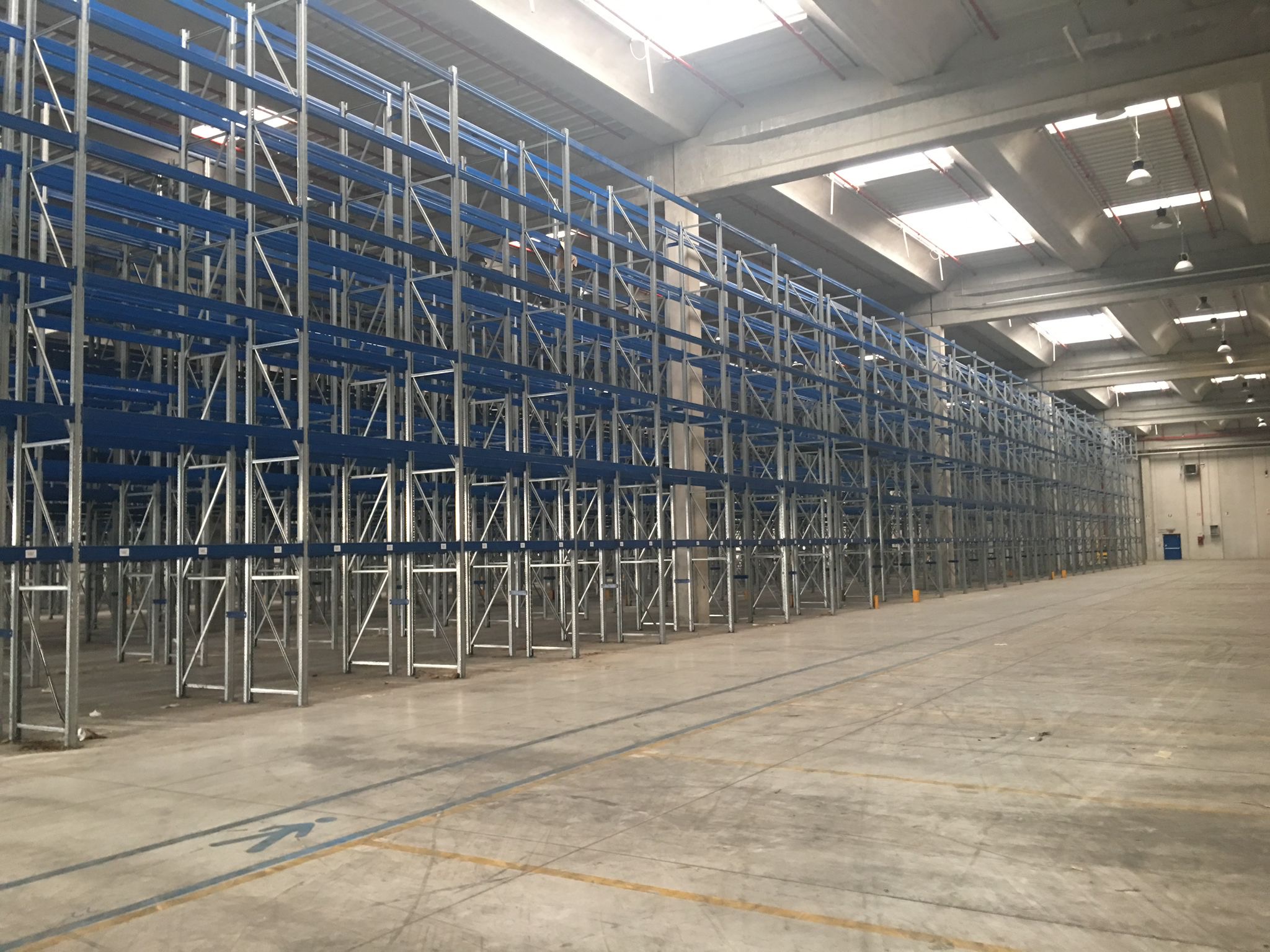 Scaffalatura metallica  in vendita - foto 2