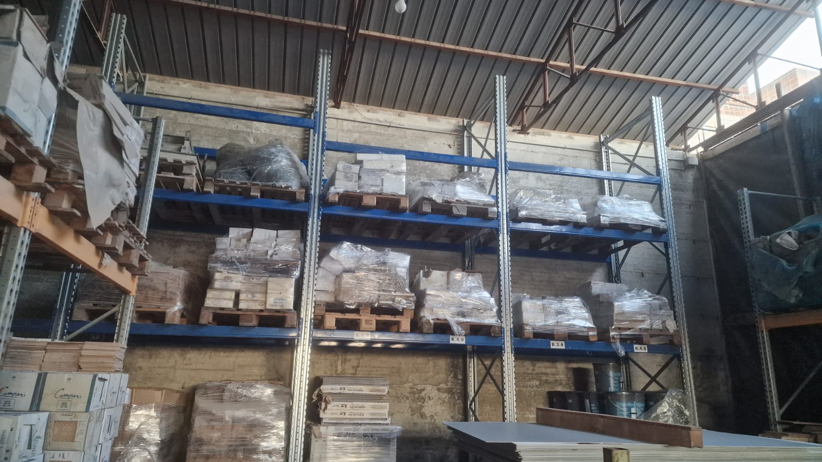 Scaffalatura usata  in vendita - foto 3