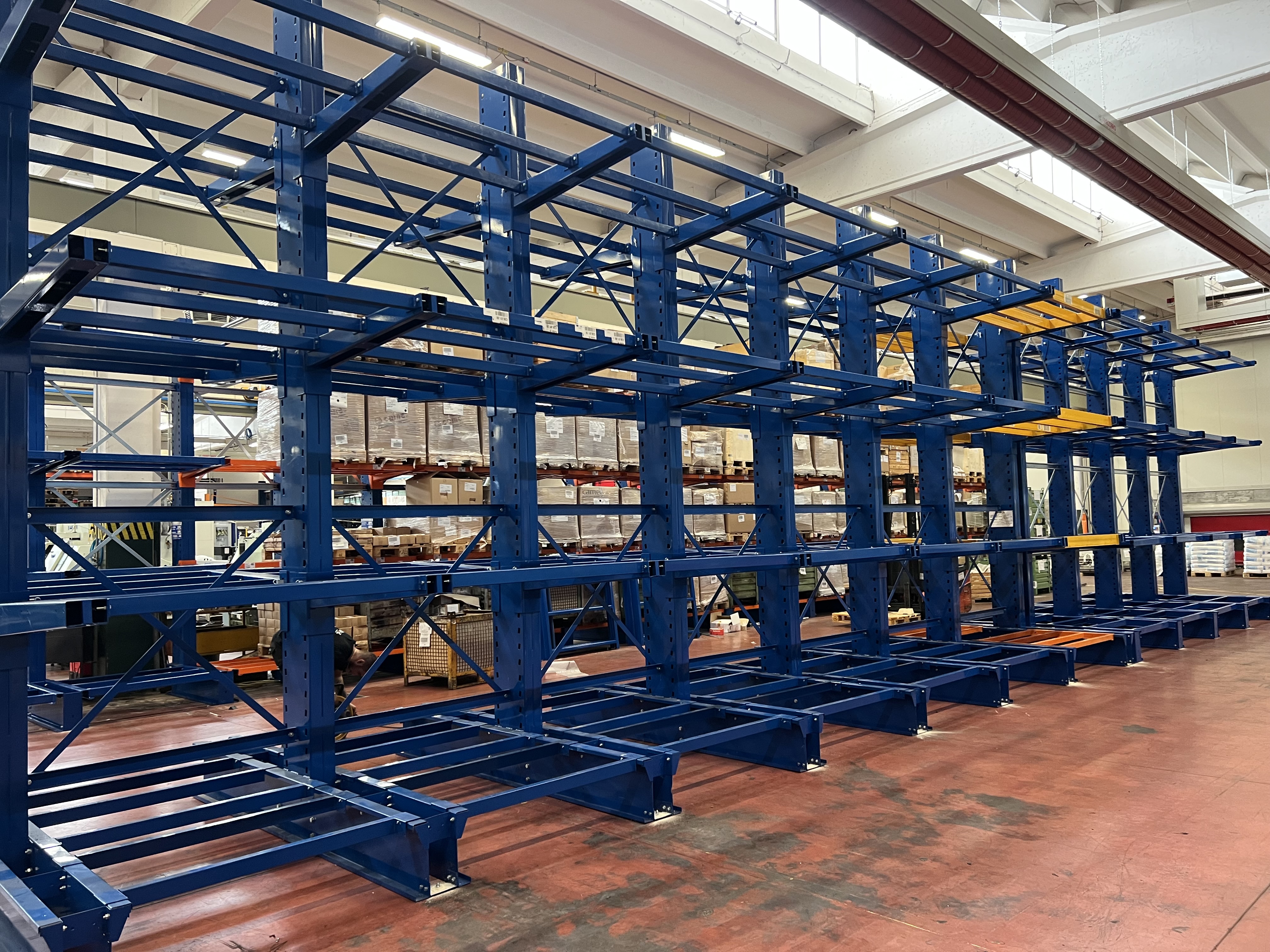 Scaffalature in vendita