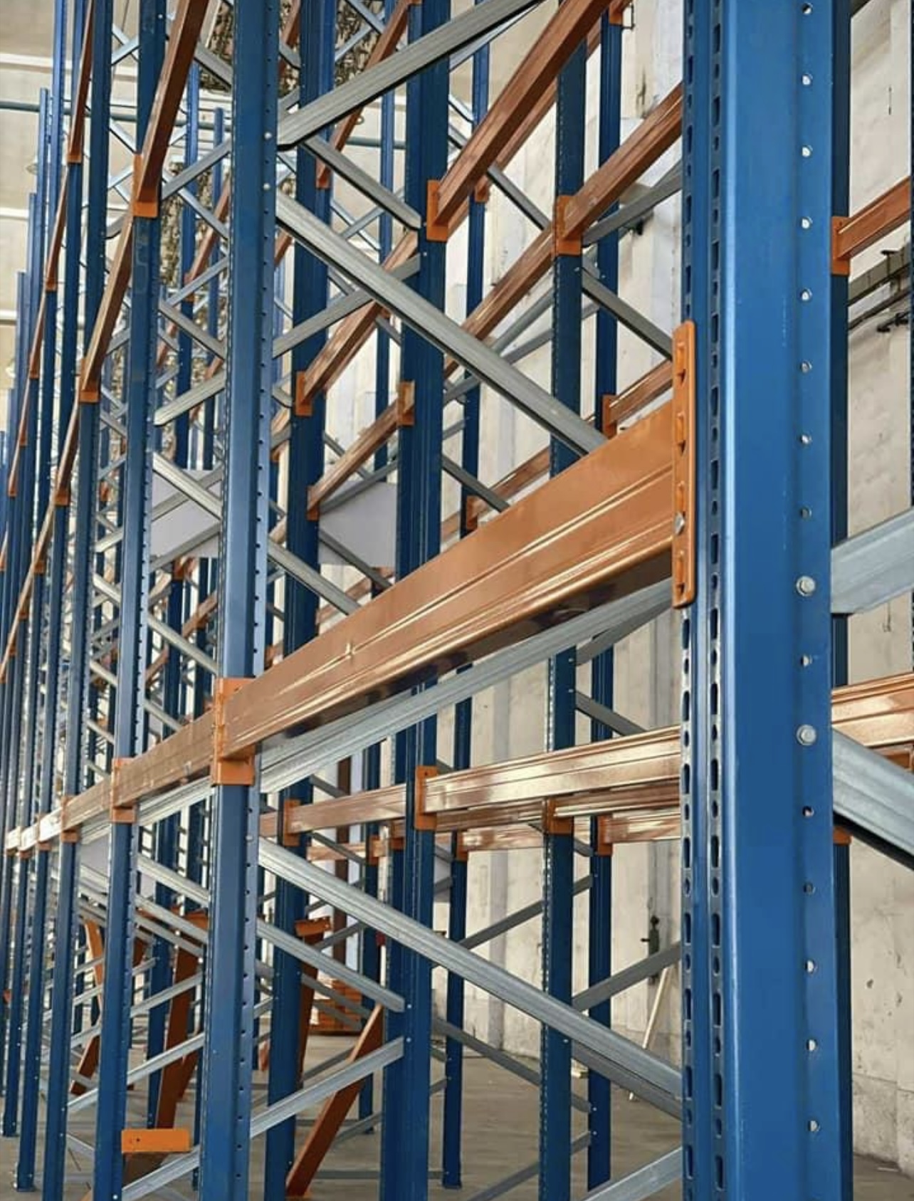 Scaffalature in vendita