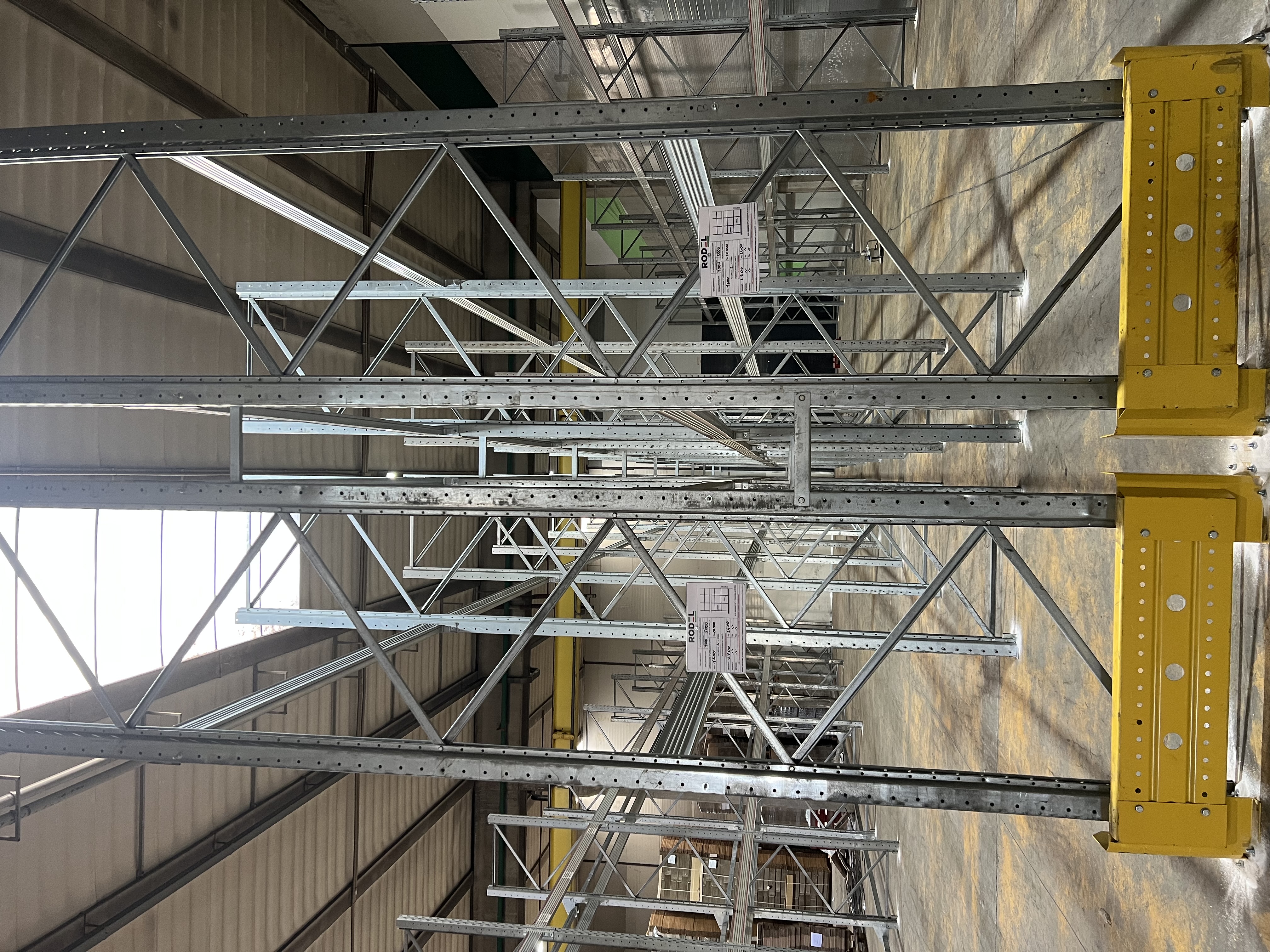 Compravendita di scaffalature industriali  in vendita - foto 2
