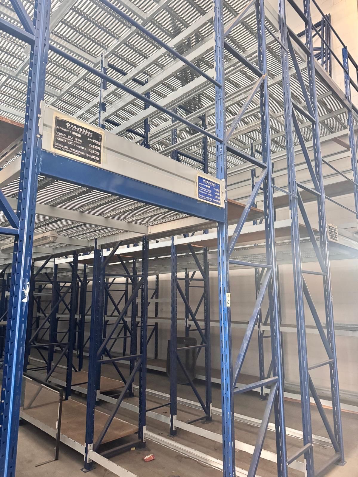Scaffalatura metallica  in vendita - foto 3