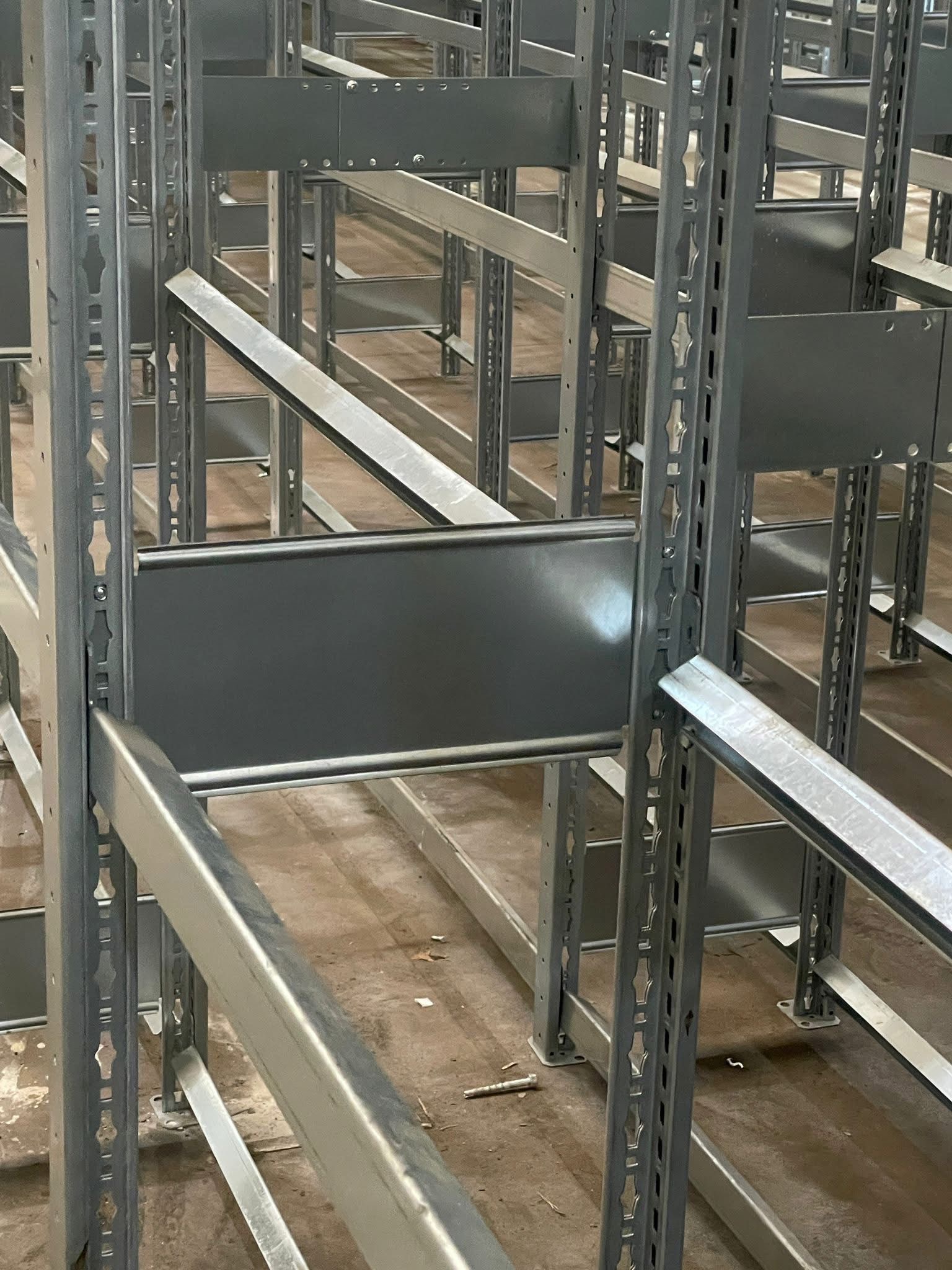 Scaffalatura porta gomme in vendita - foto 3
