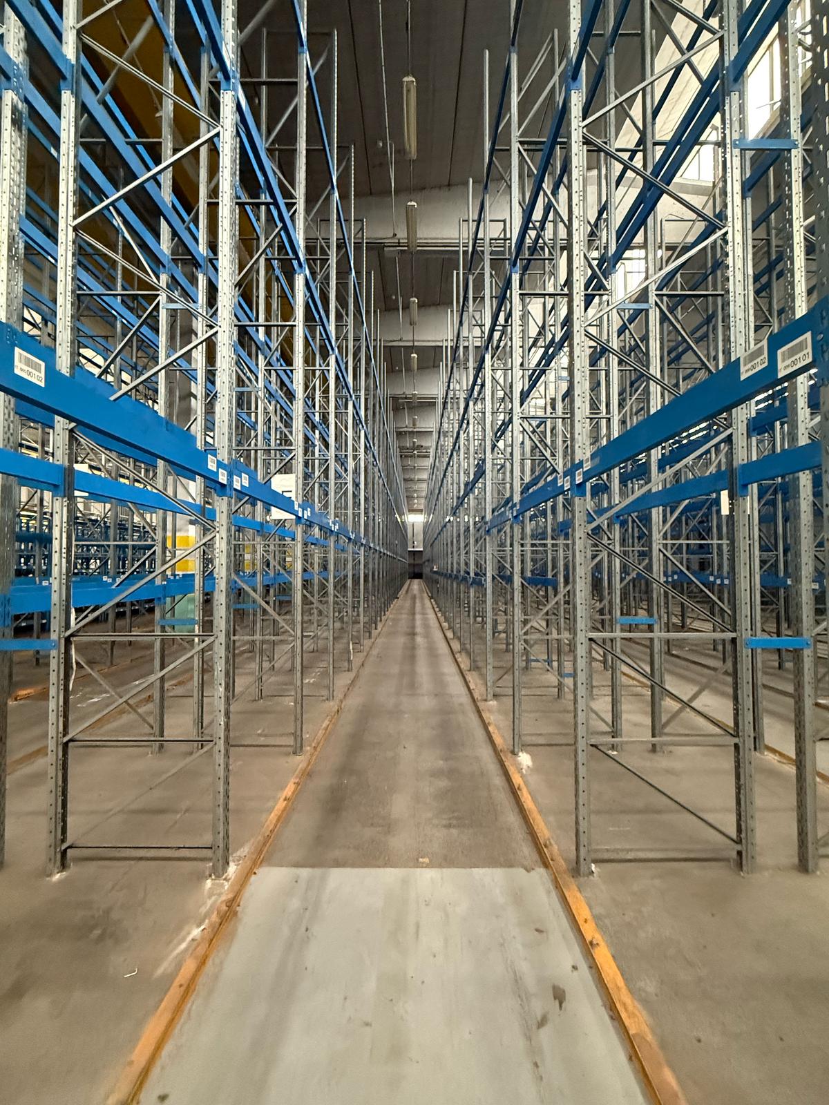 Scaffalatura usata  in vendita - foto 2
