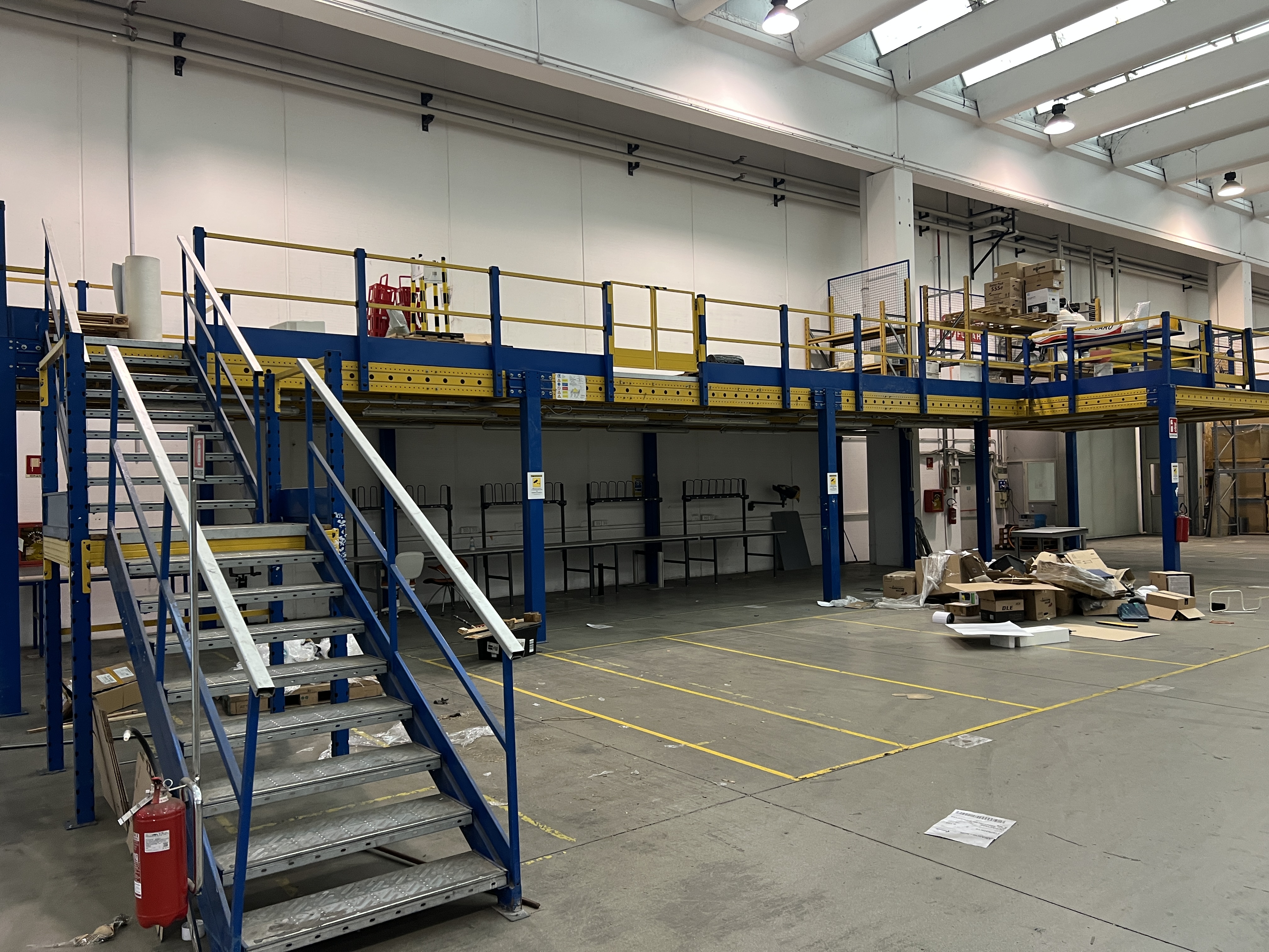 Scaffalatura e soppalchi  in vendita - foto 3