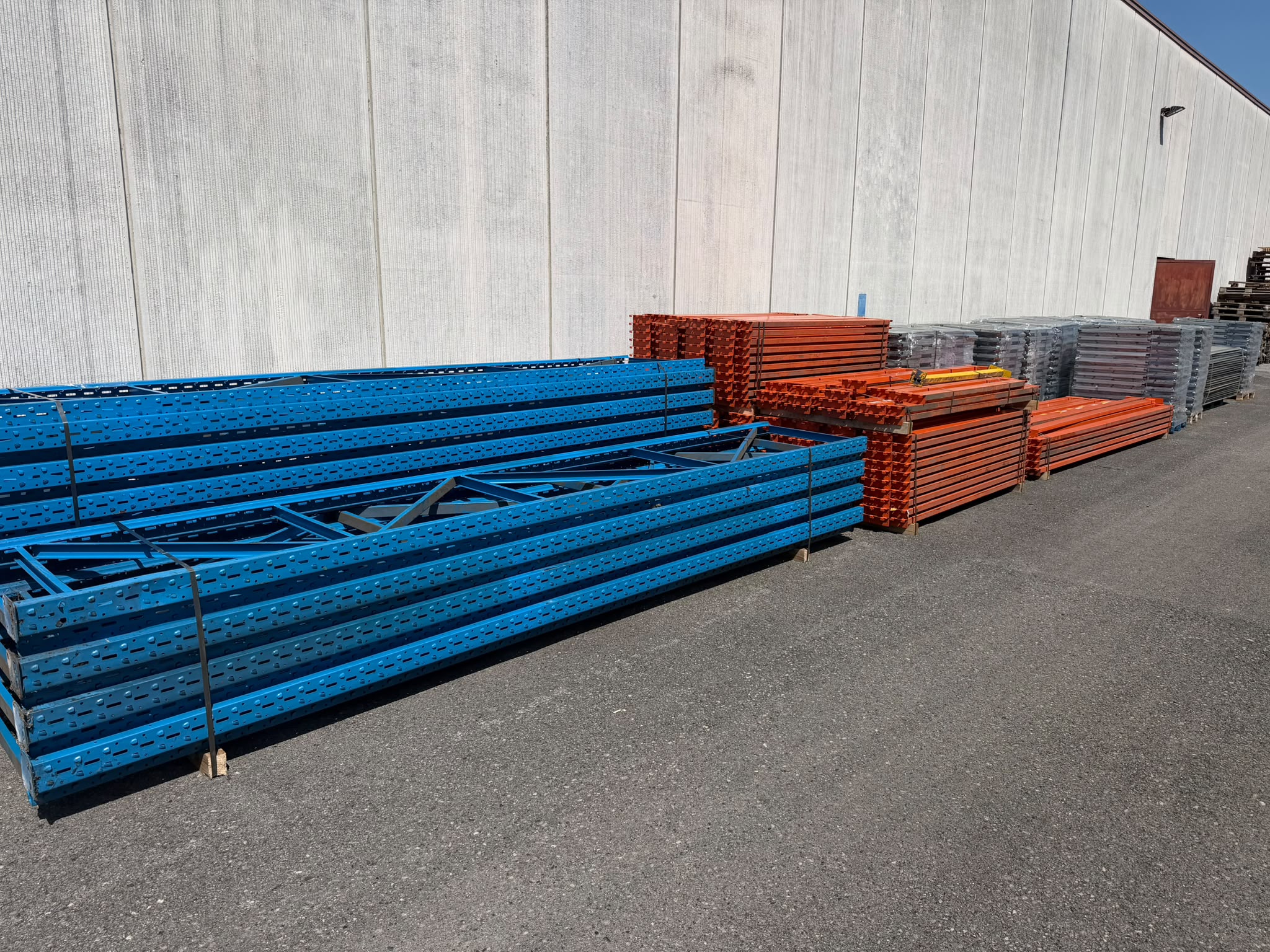 Scaffalature in vendita