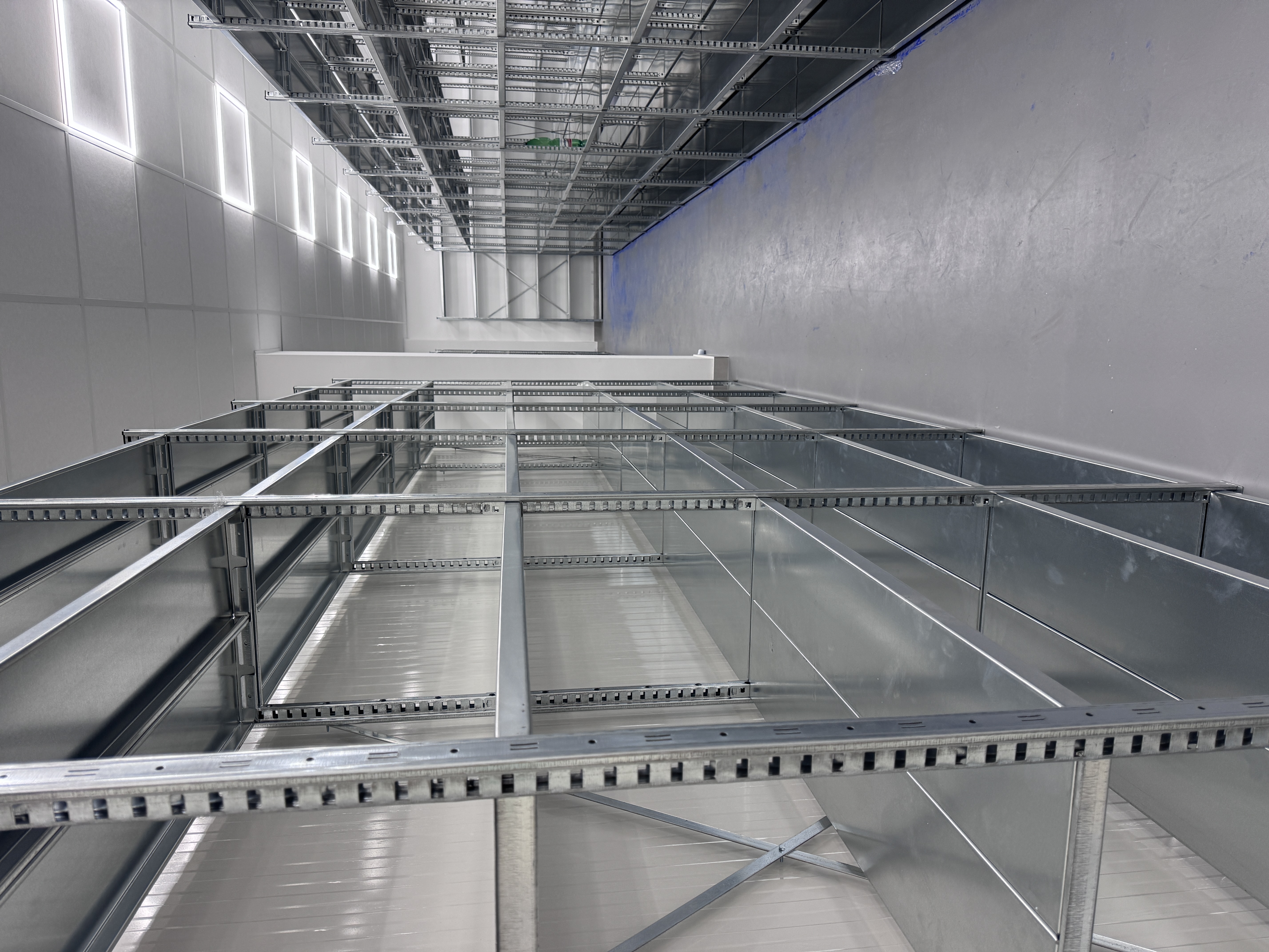 Scaffalatura zincata nuova  in vendita - foto 3