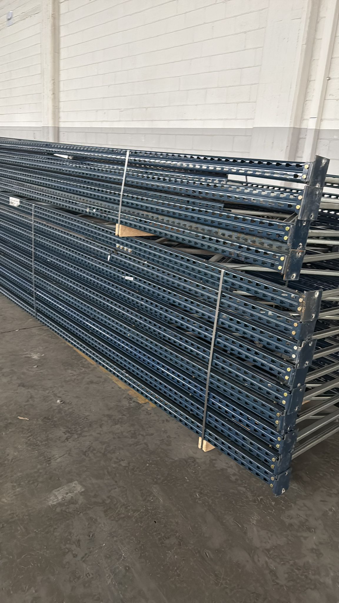 Scaffalature in vendita