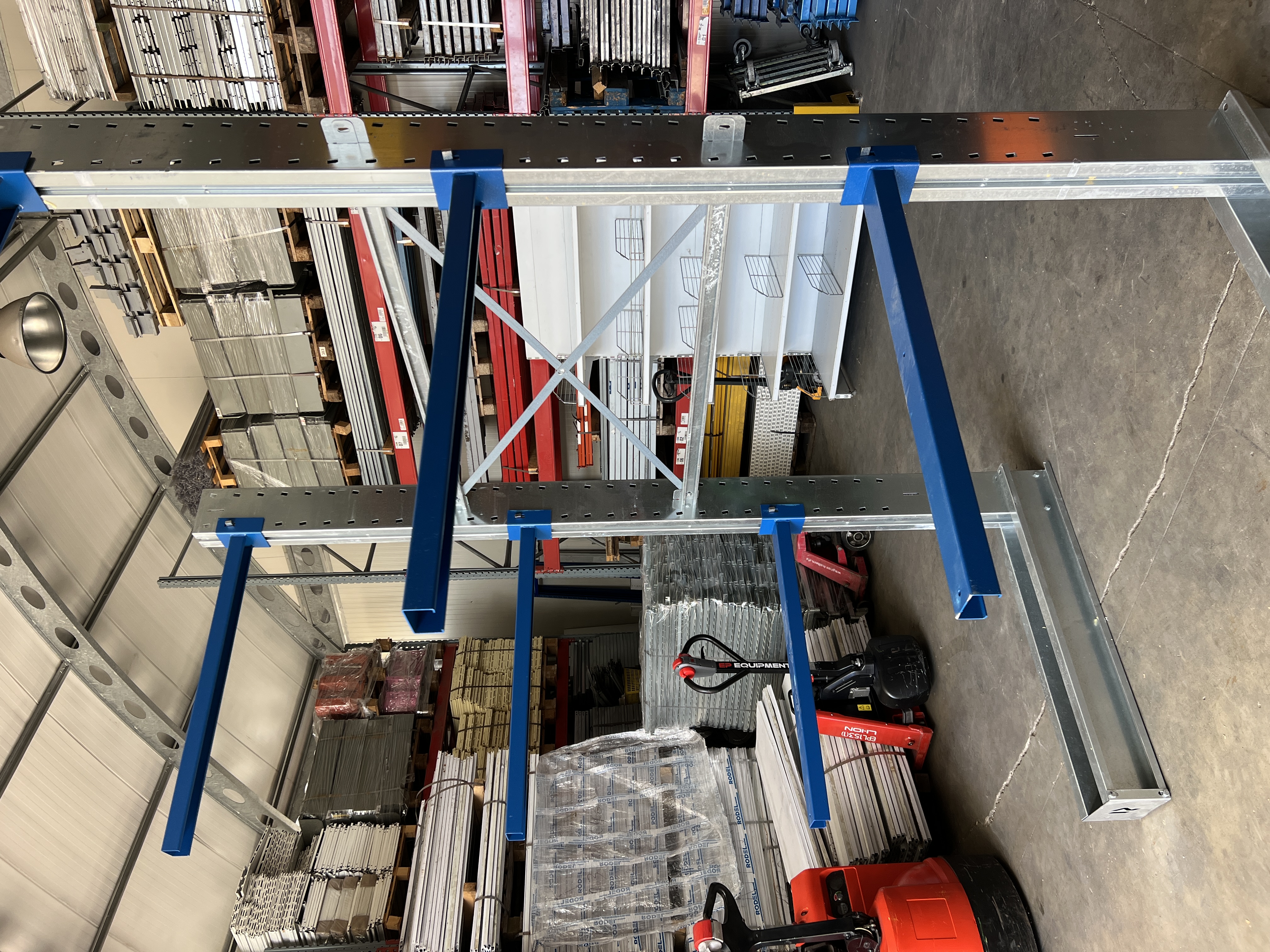 Scaffalature in vendita