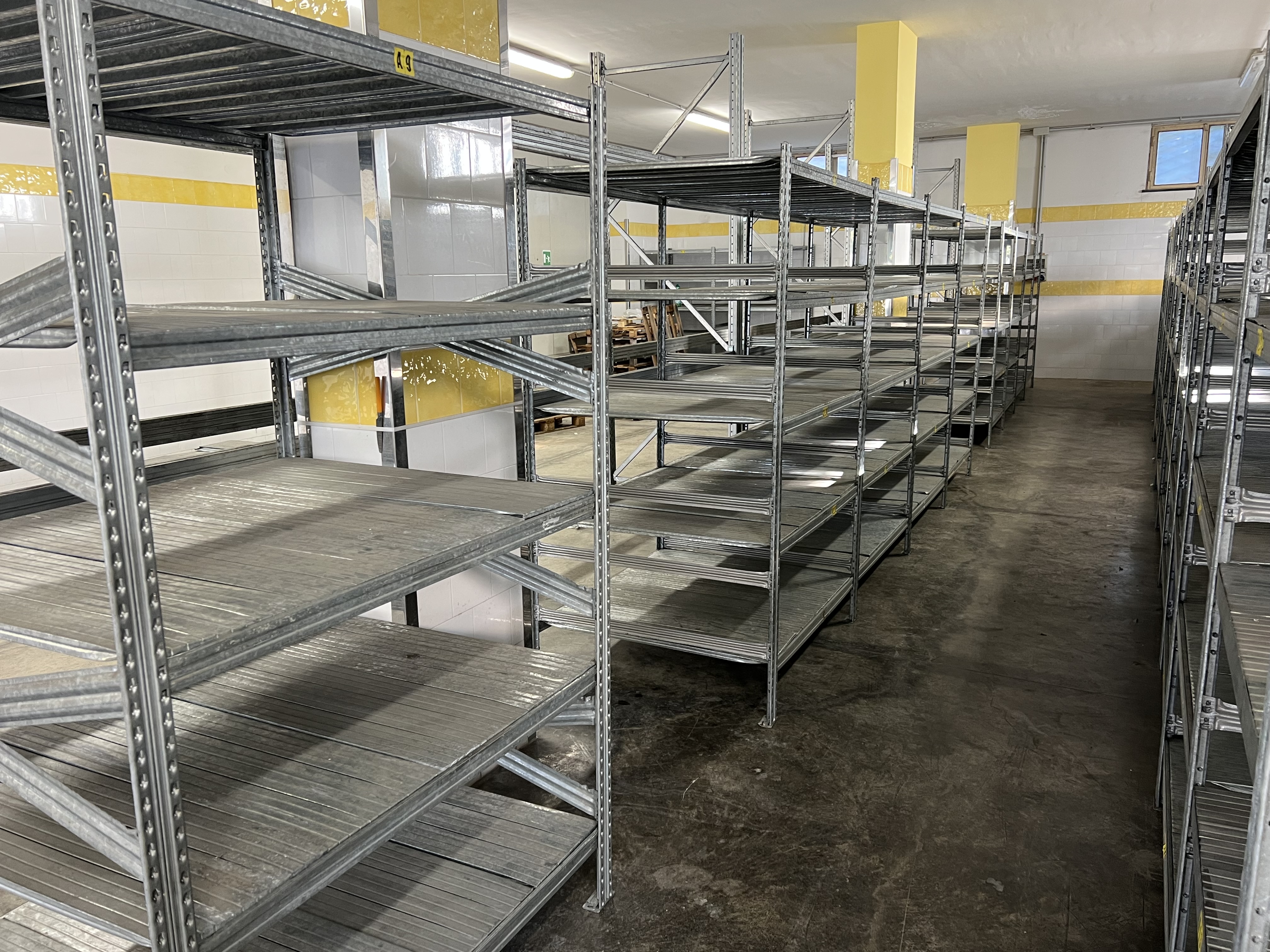 Scaffalatura a ripiano in vendita - foto 3