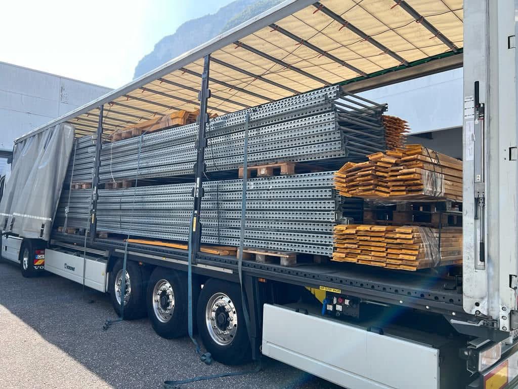 Scaffalature in vendita