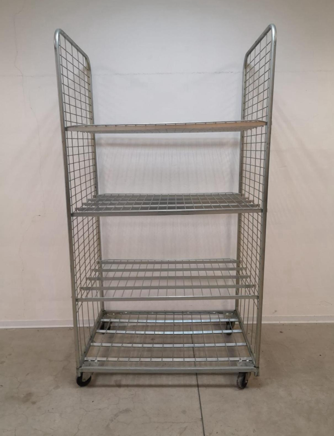 Scaffalatura usata  in vendita - foto 5