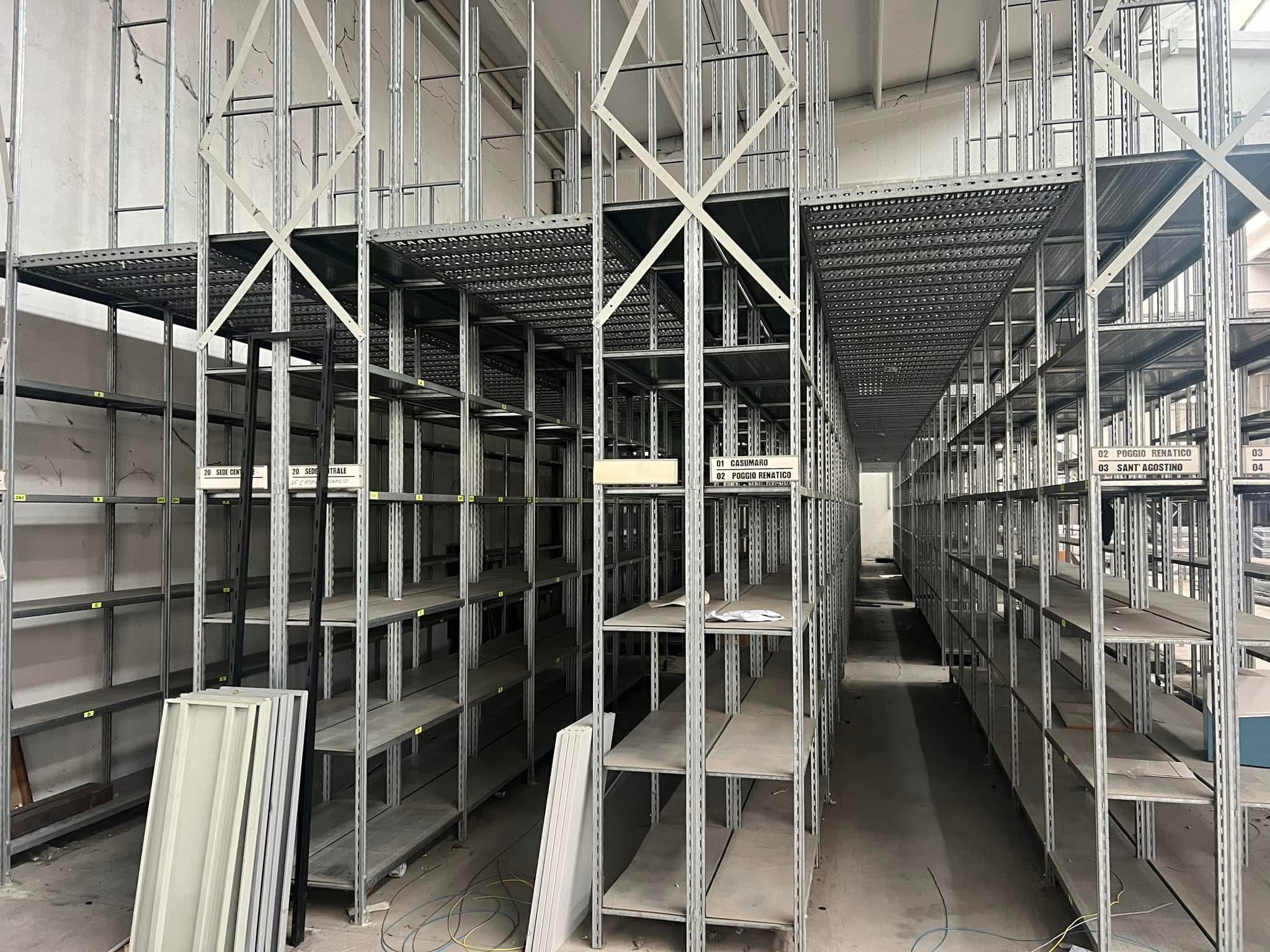 Scaffalatura robusta  in vendita - foto 4