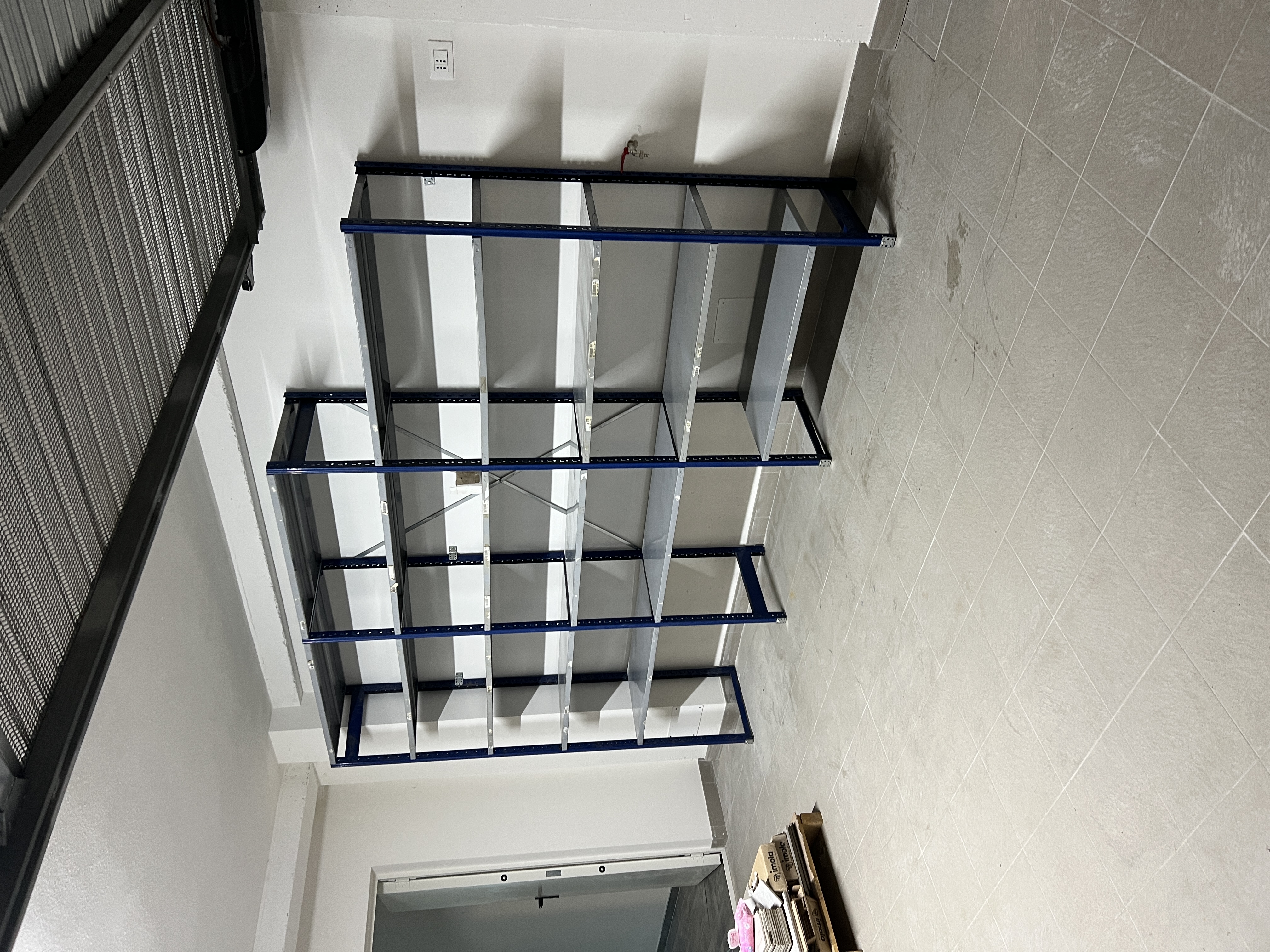 Scaffalature in vendita
