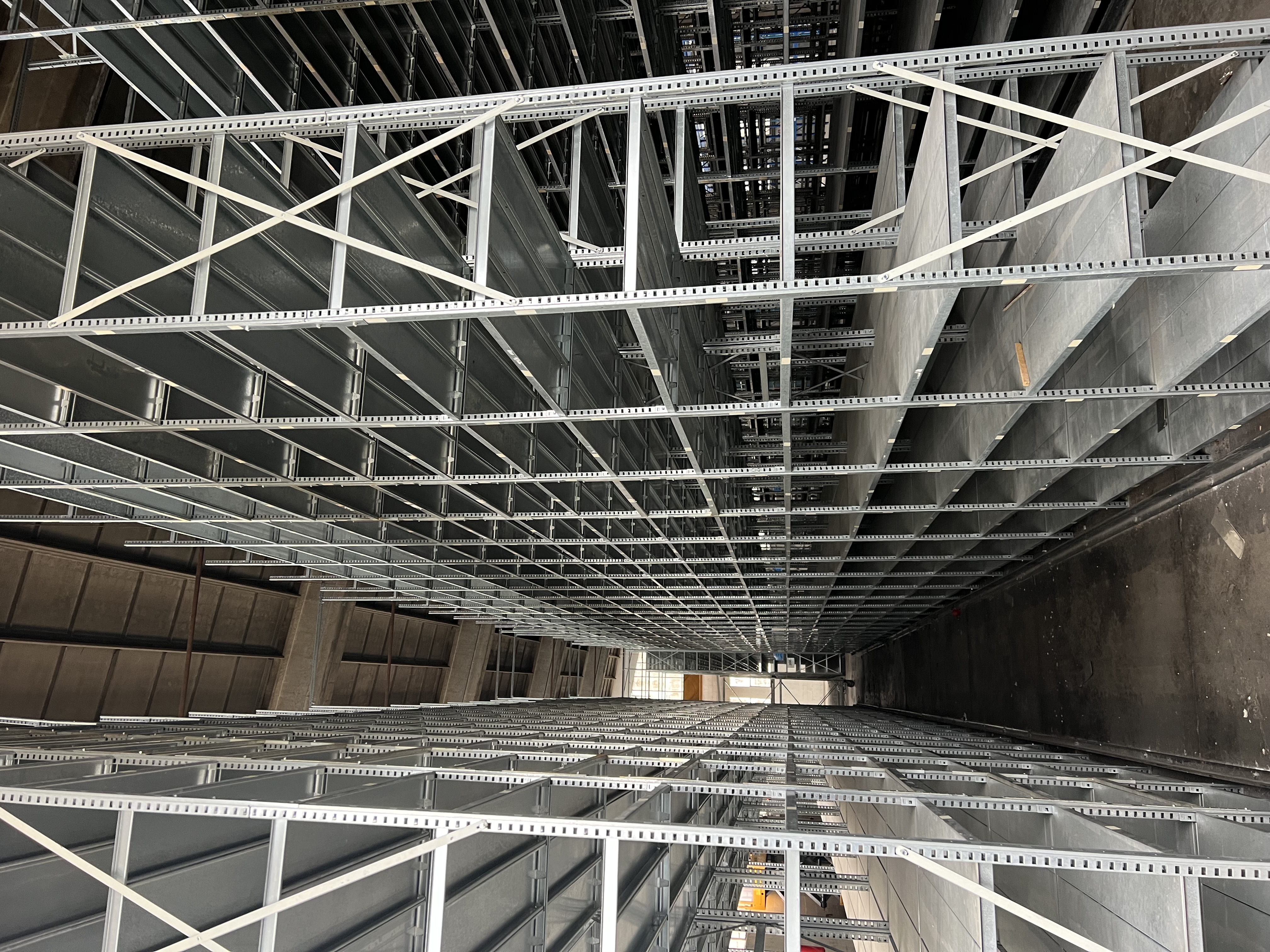 Vendo scaffali  in vendita - foto 4