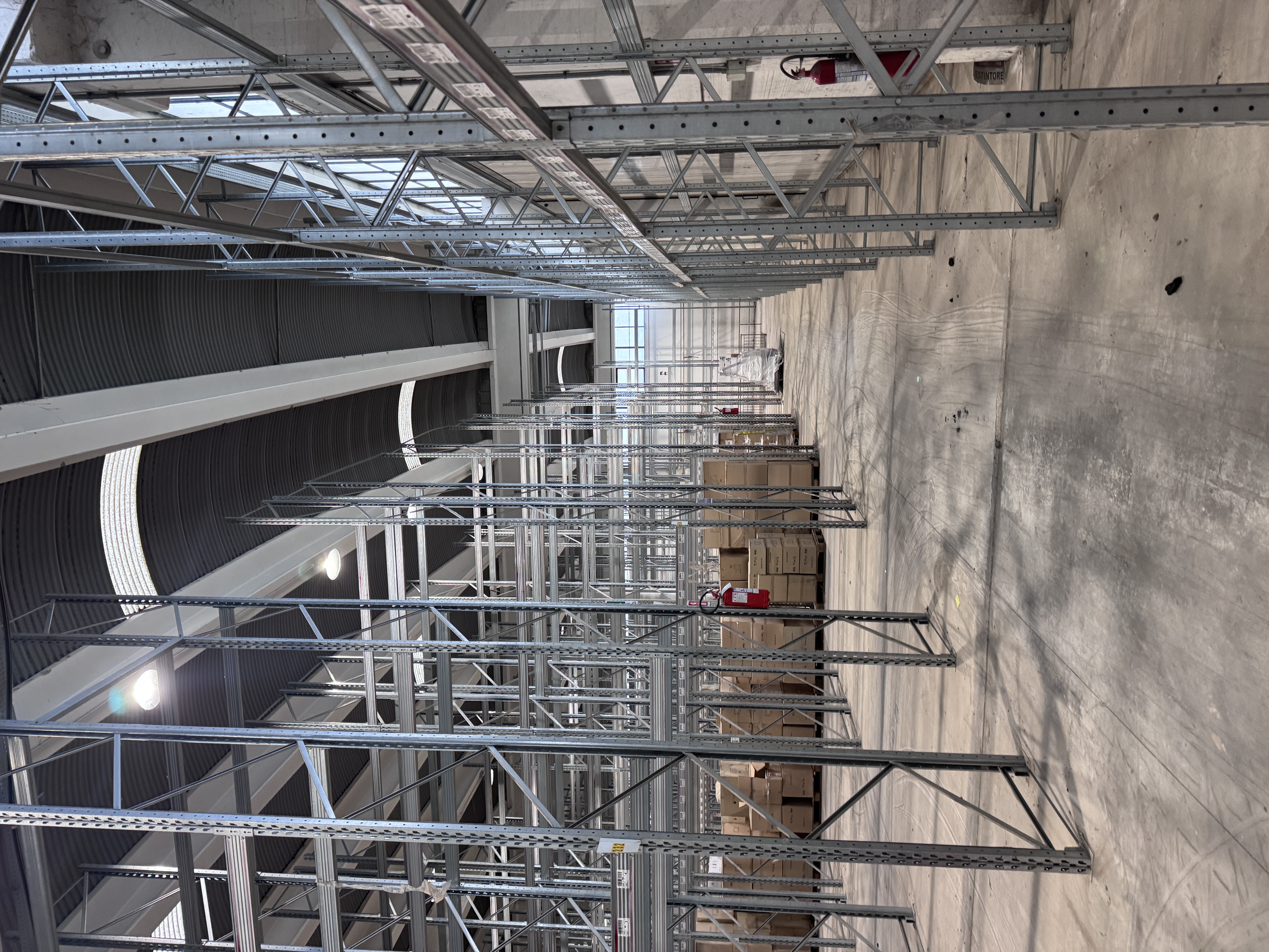 Scaffalature in vendita