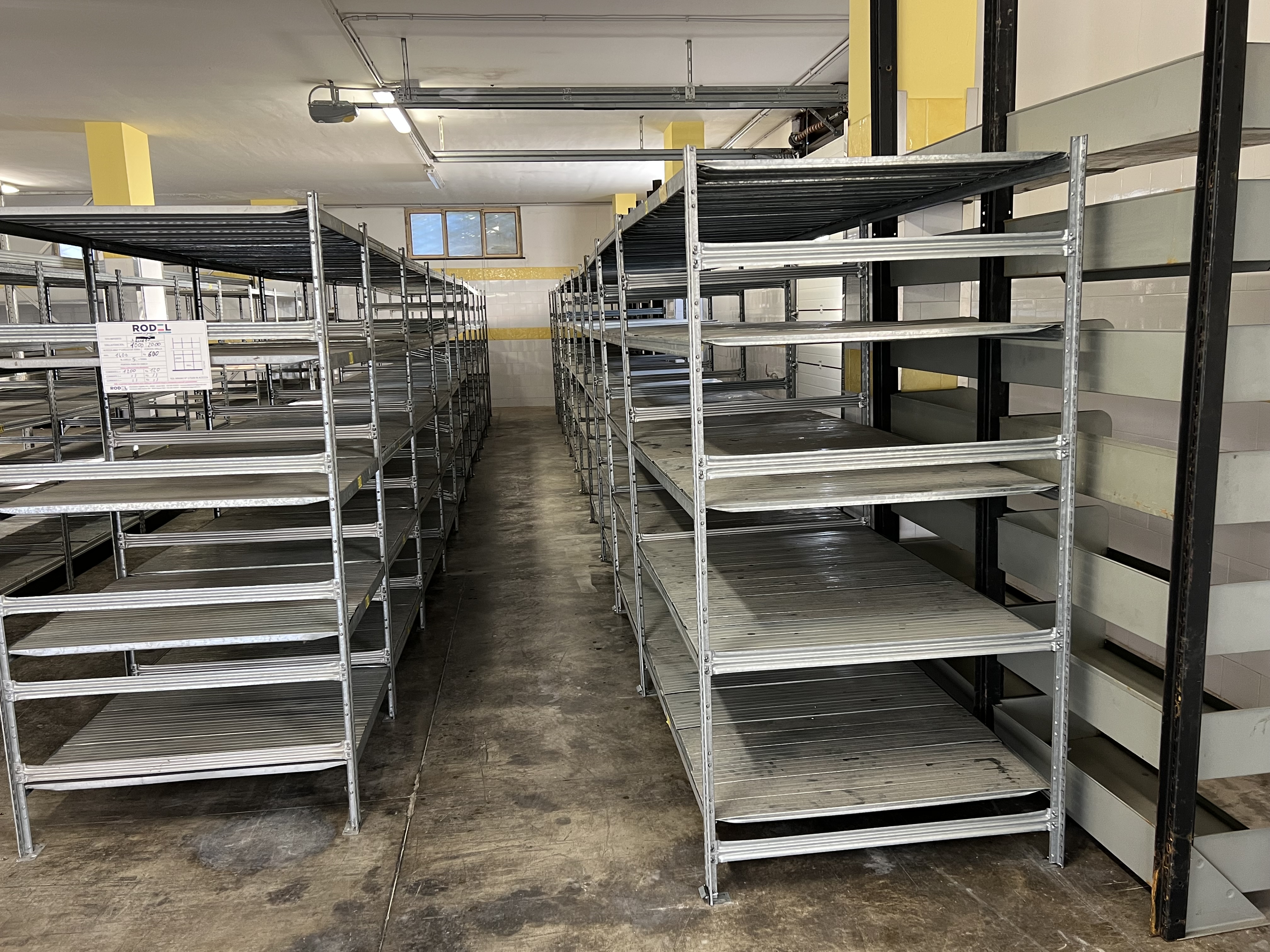 Scaffalatura a ripiano in vendita - foto 2