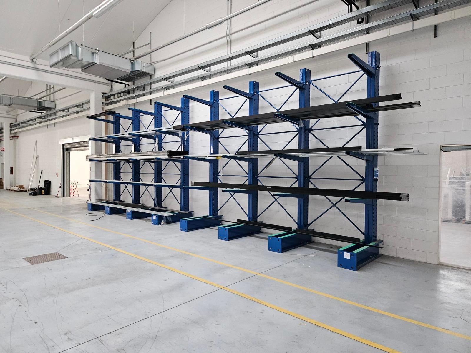 Scaffalature in vendita