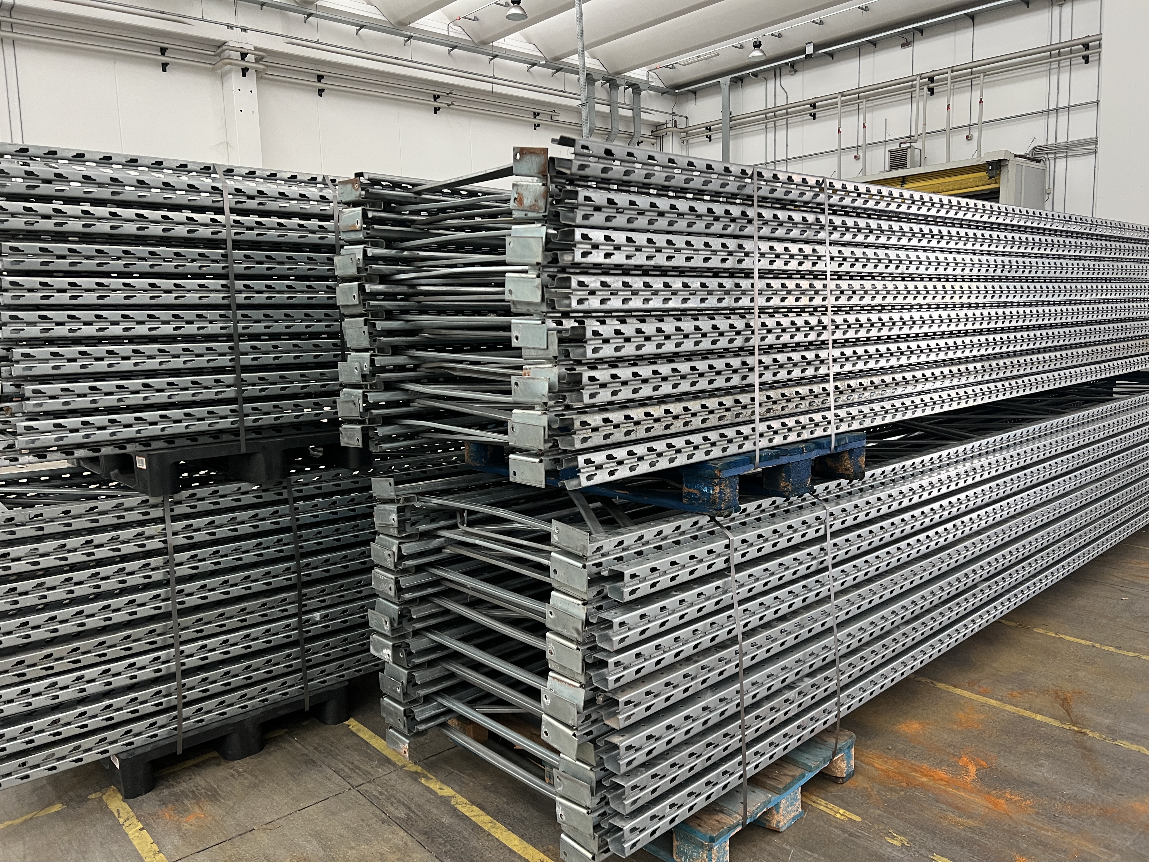 Scaffalatura usata in vendita  in vendita - foto 1