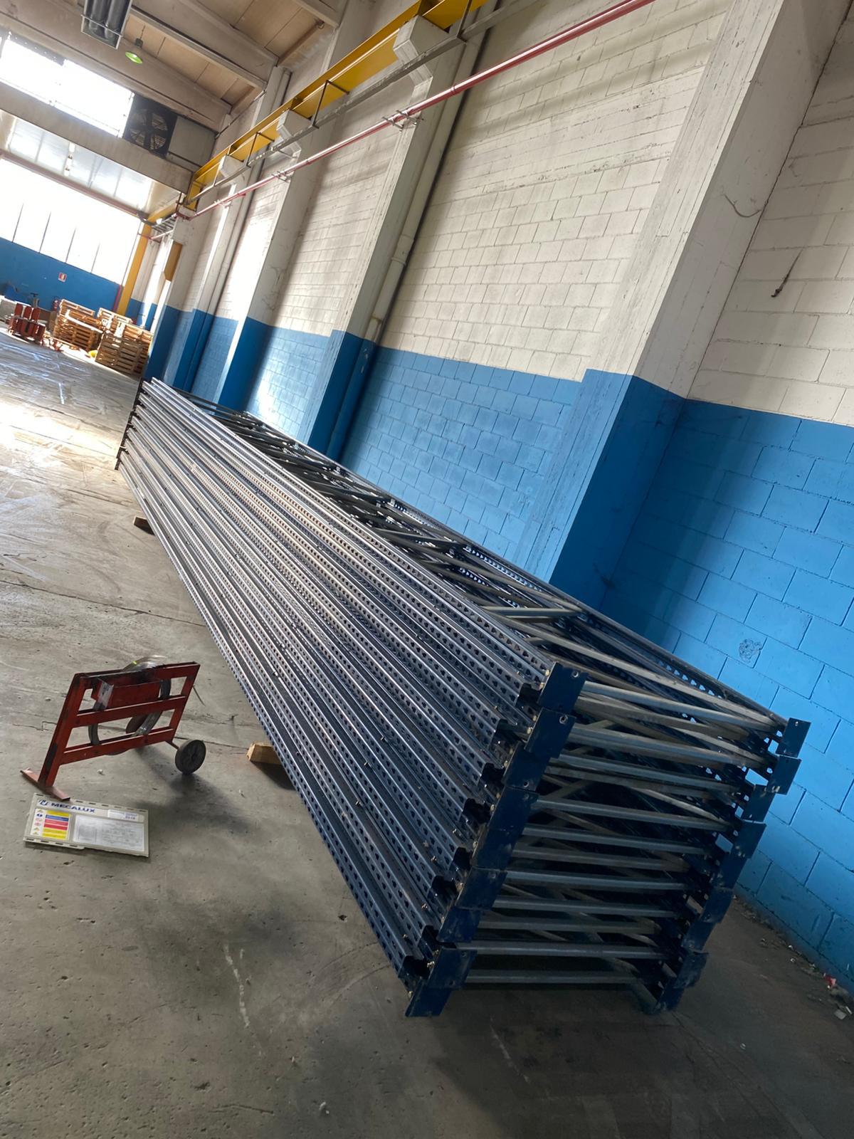 Vendita scaffalatura  in vendita - foto 3