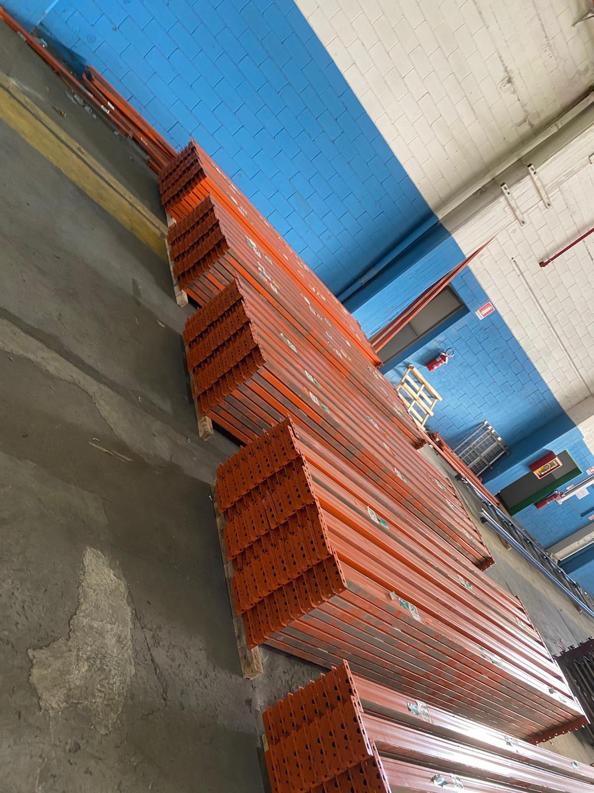 Vendita scaffalatura  in vendita - foto 2