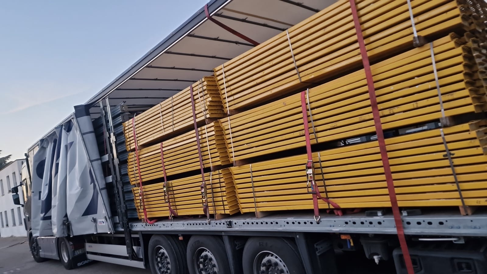 Scaffalatura usata certificata  in vendita - foto 1