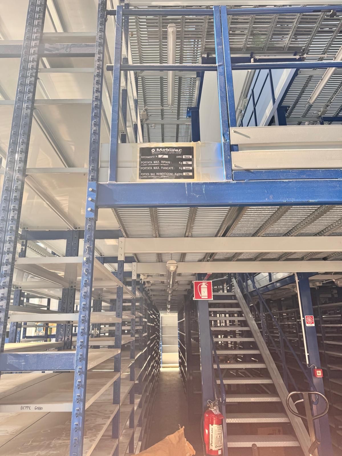 Scaffalature in vendita