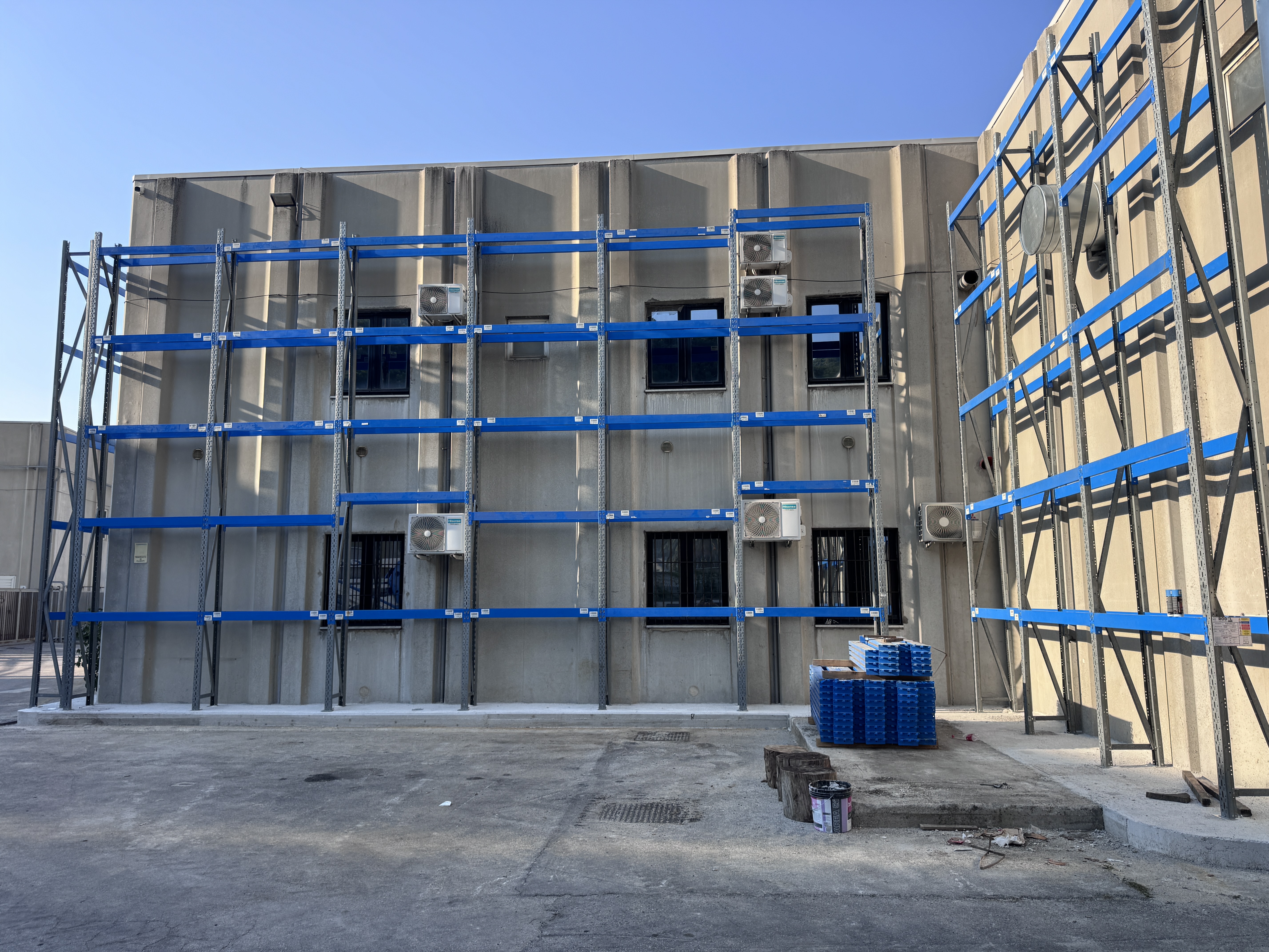 Scaffalatura certificata  in vendita - foto 2