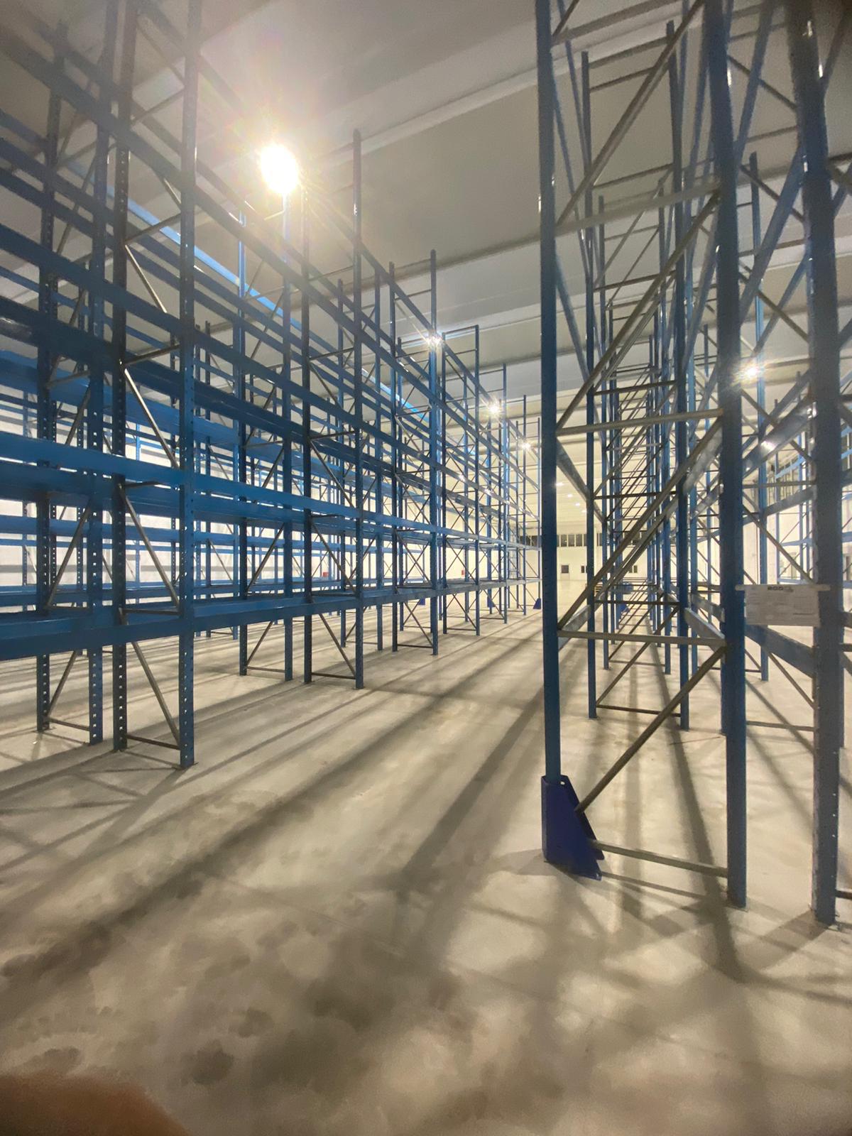 Scaffalatura  in vendita - foto 1